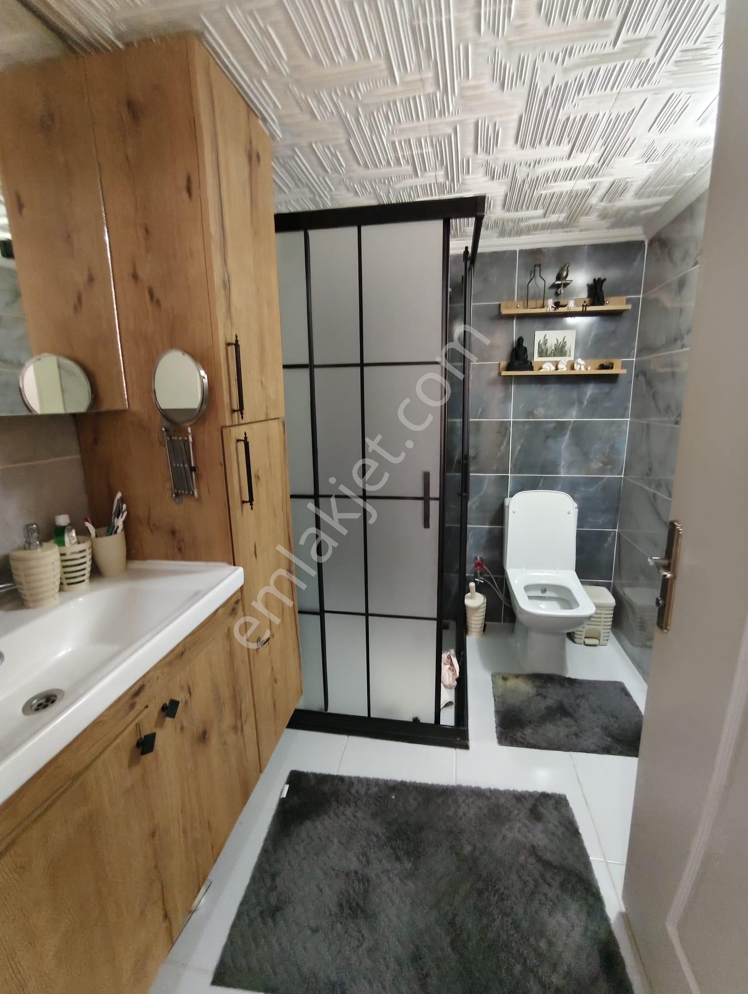 Karşıyaka Zübeyde Hanım Mahallesinde 3+1 Tadilatlı Satılık Daire - Görsel 32