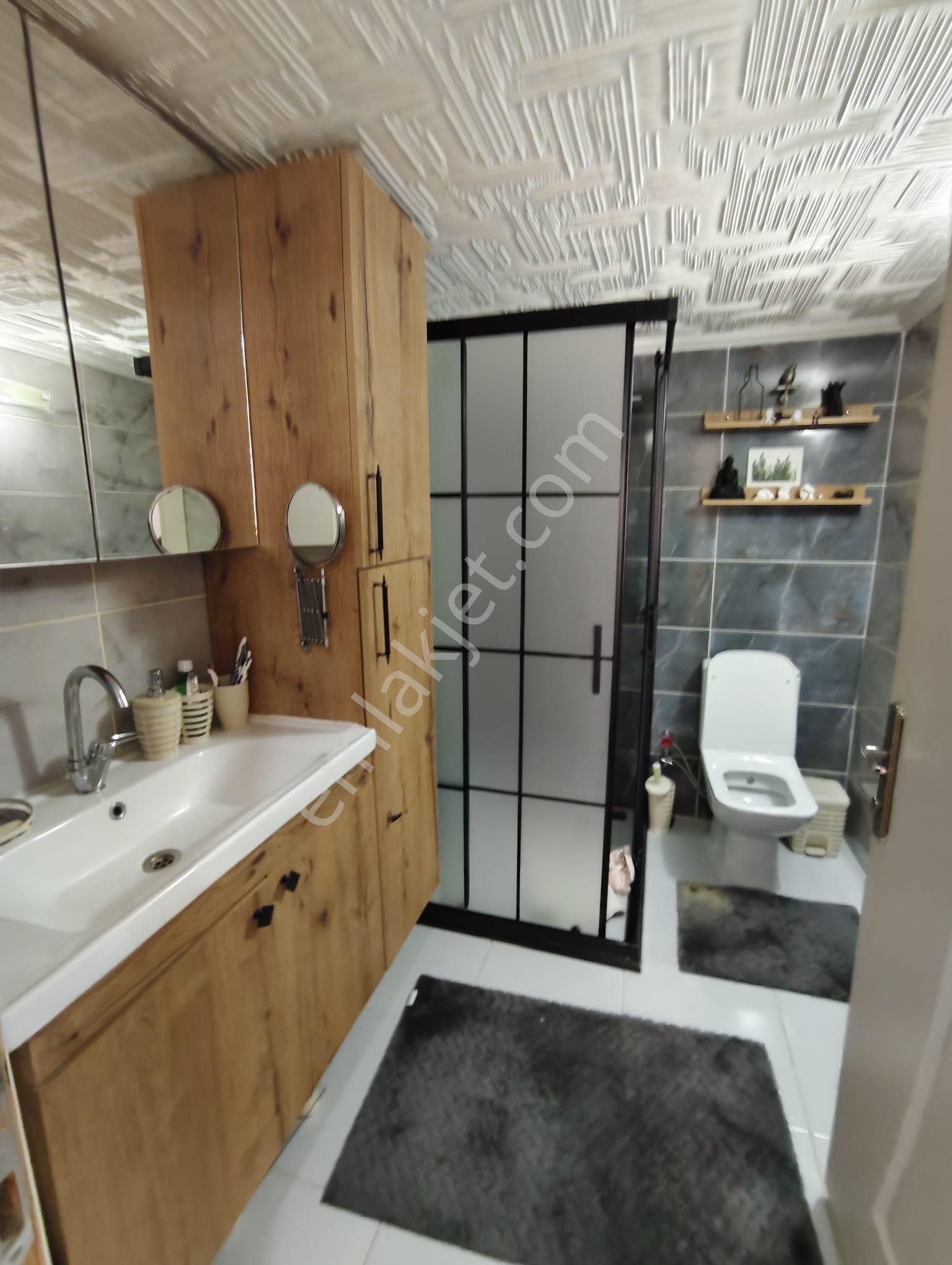 Karşıyaka Zübeyde Hanım Mahallesinde 3+1 Tadilatlı Satılık Daire - Görsel 33