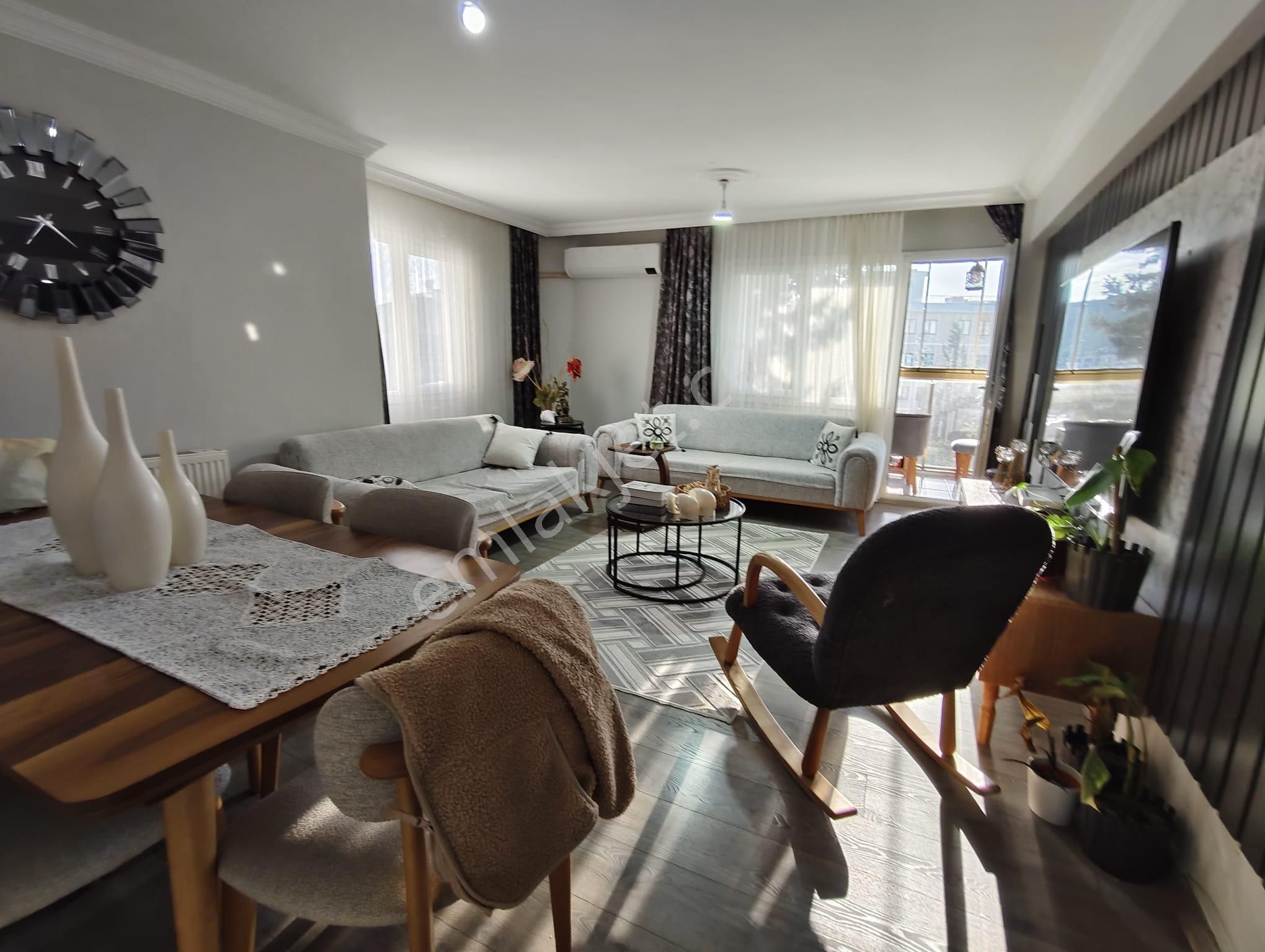 Karşıyaka Zübeyde Hanım Mahallesinde 3+1 Tadilatlı Satılık Daire - Görsel 30