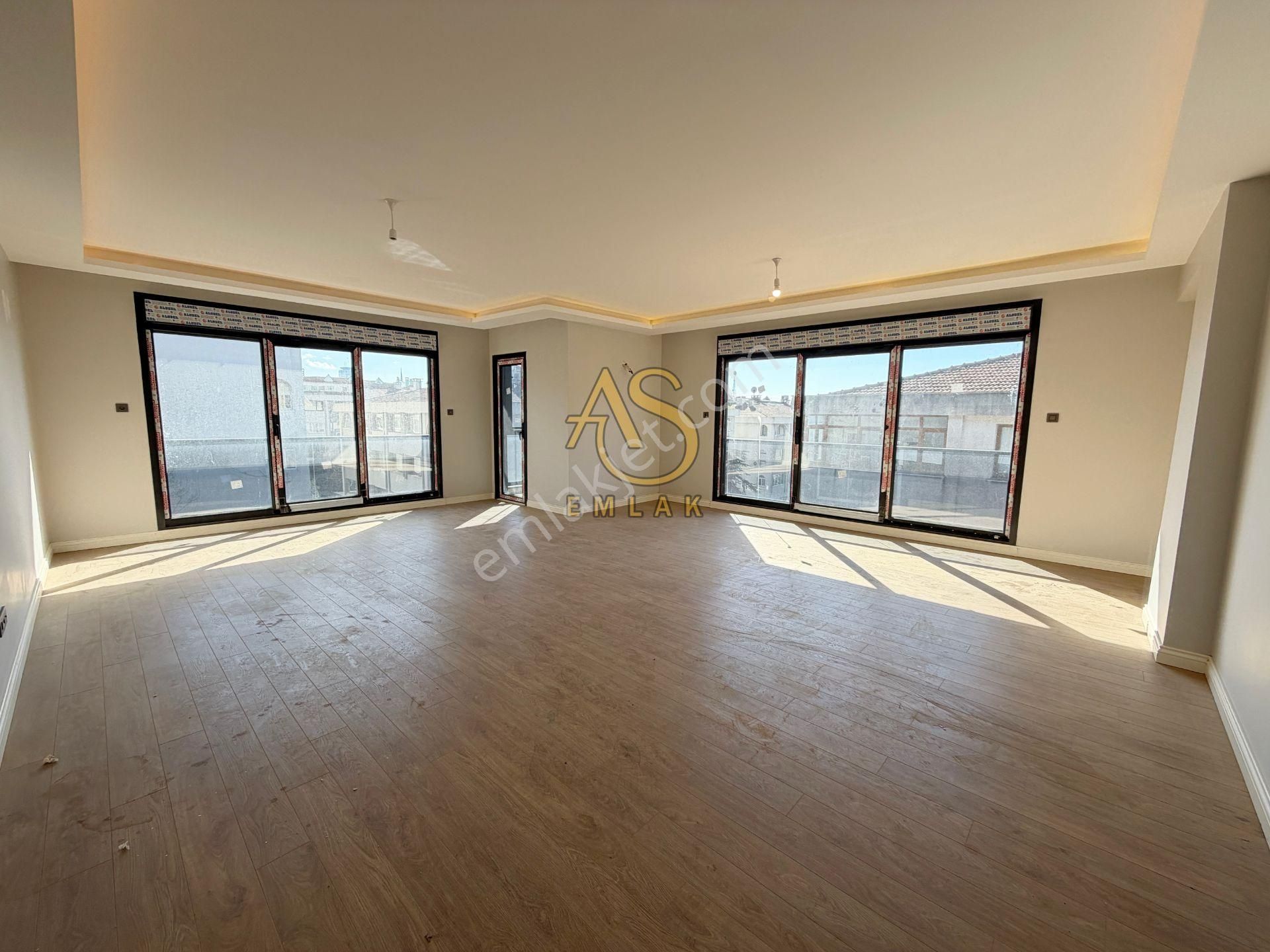 As Emlak'tan 4+2 Altunizade Evlerinde Otoparklı Lüx 258m2 Dublex - Görsel 2