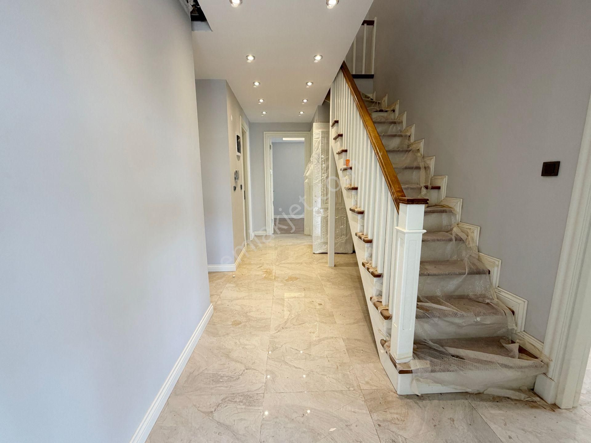 As Emlak'tan 4+2 Altunizade Evlerinde Otoparklı Lüx 258m2 Dublex - Görsel 15