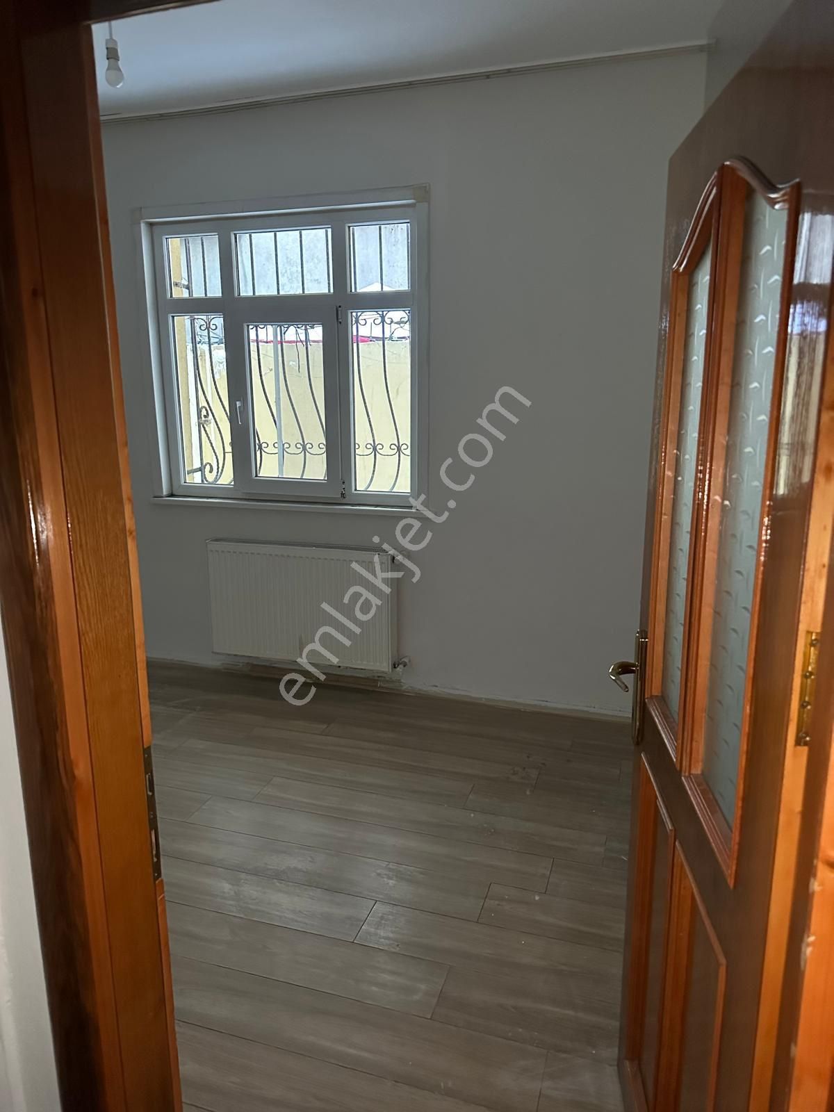 Esentepe Mah 2+1 100 M2 Temiz Arafat Caminin Orada Kiralık Bahçe Katı Daire - Görsel 9