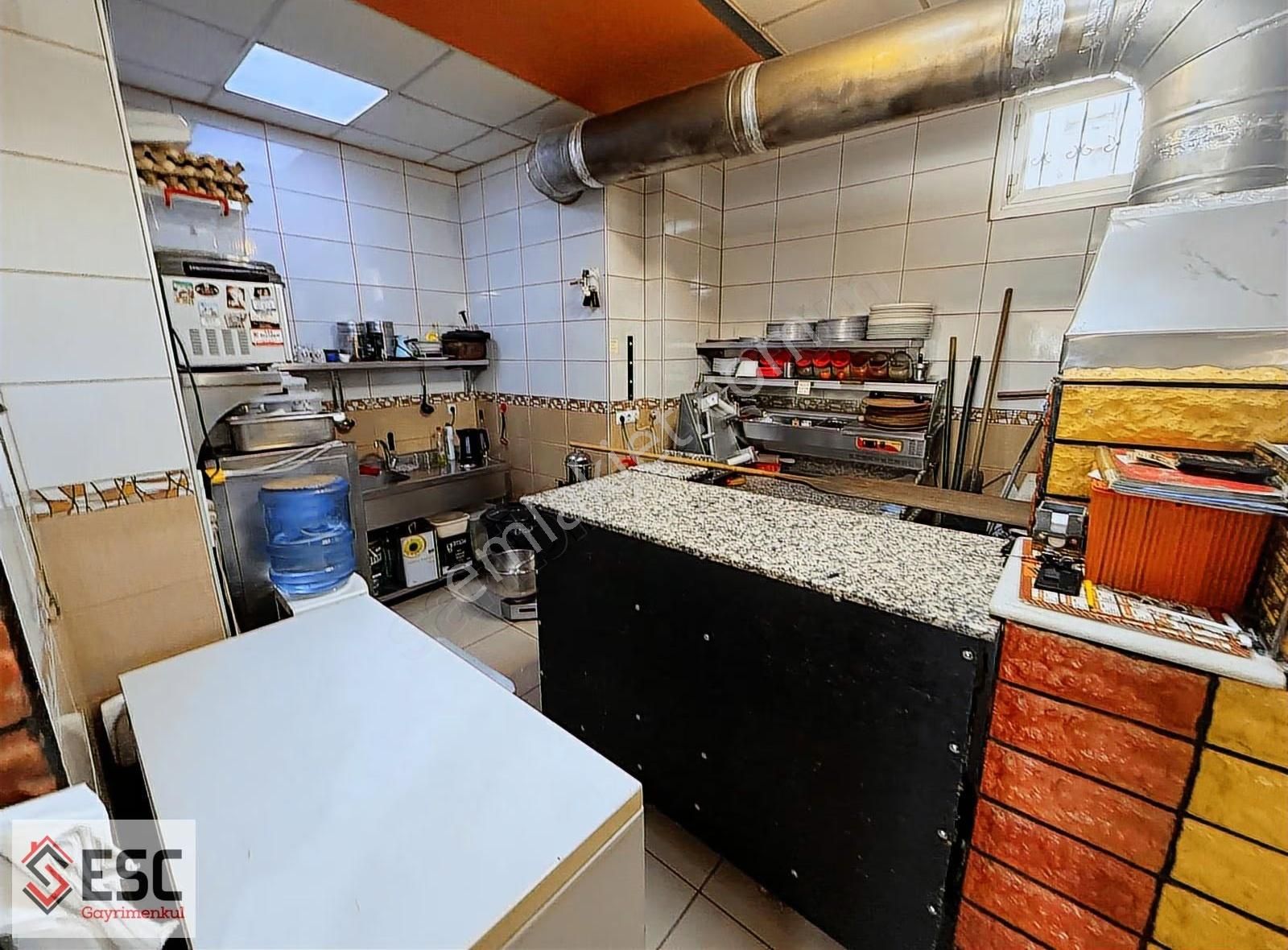 Esc'den Devren Satılık 15 Yıllık Emek Pizza Dükkani Esc2348 - Görsel 11