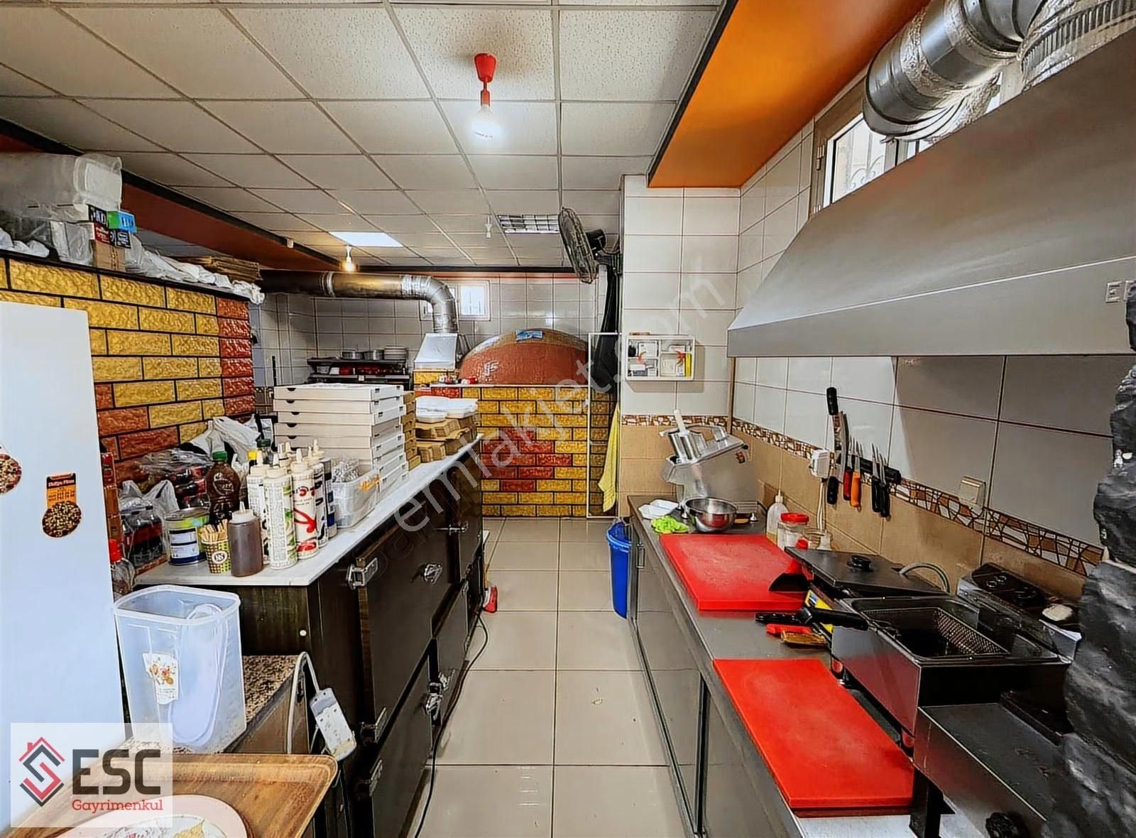 Esc'den Devren Satılık 15 Yıllık Emek Pizza Dükkani Esc2348 - Görsel 26