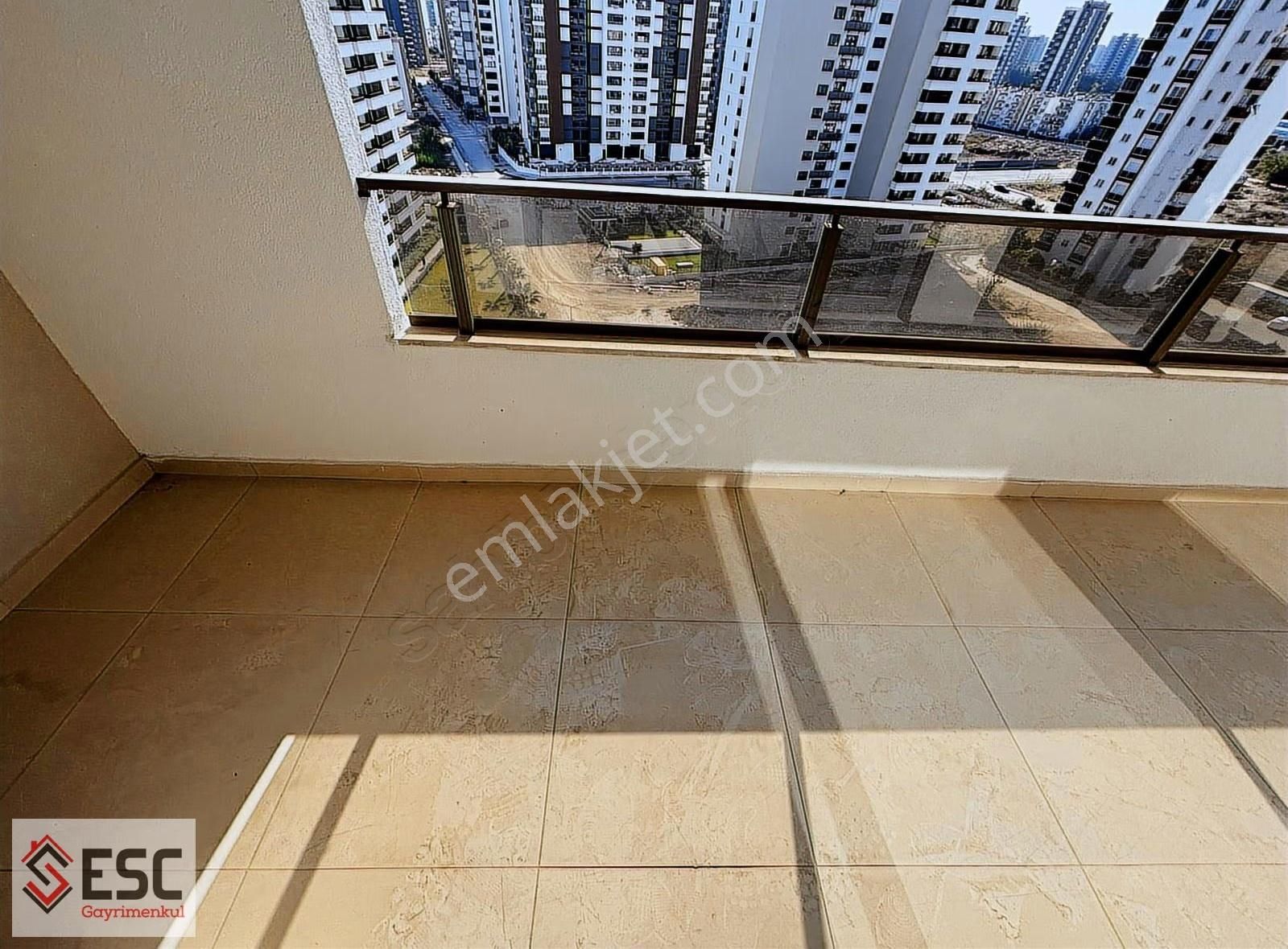Esc'den Oktay İnşaat Mb'de Lüks 1+1 Satılık Daire Esc2399 - Görsel 15