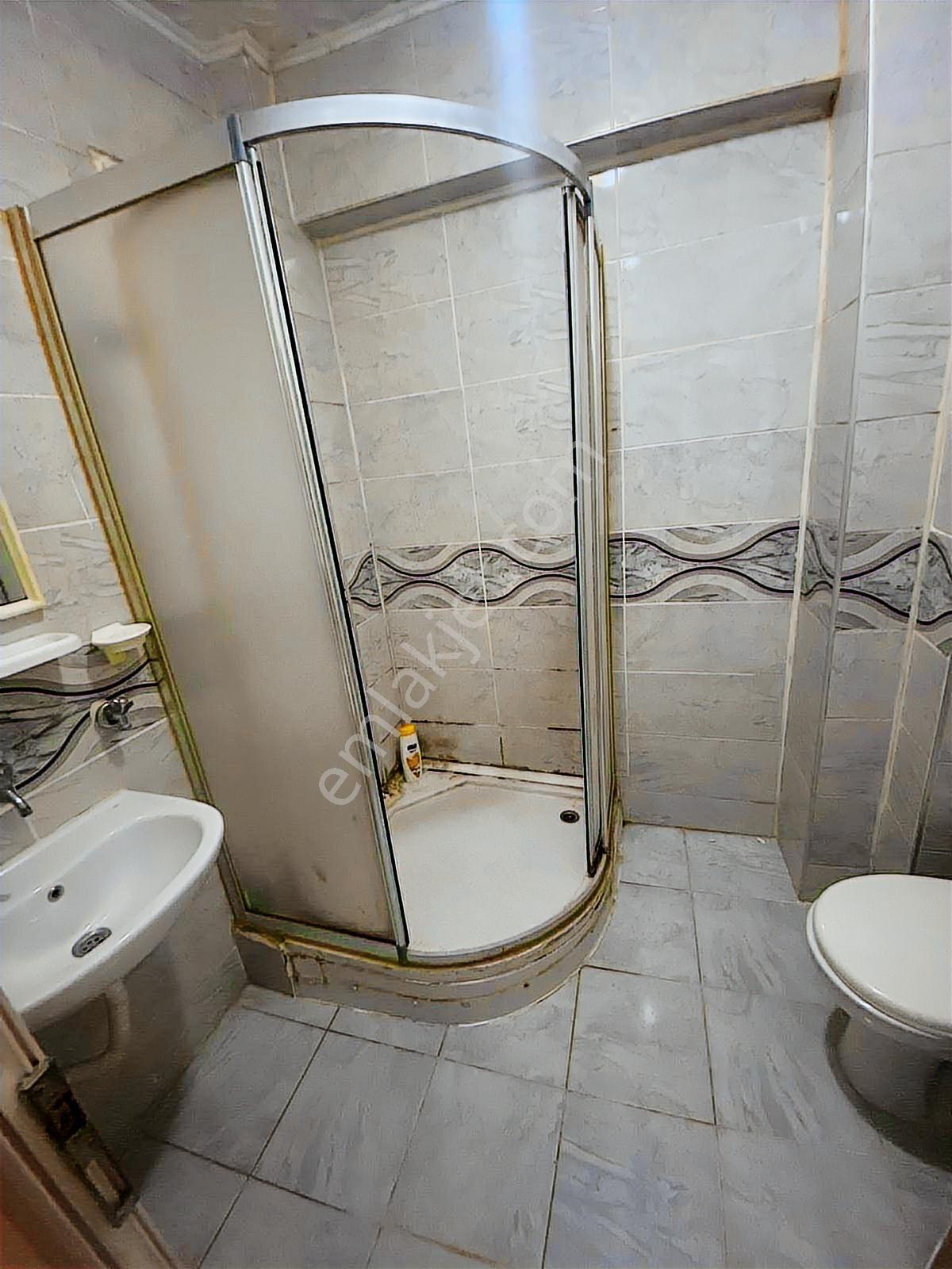 Kadıfekale Mahallesinde Asansörlü 3+1 Kiralık Daire - Görsel 12
