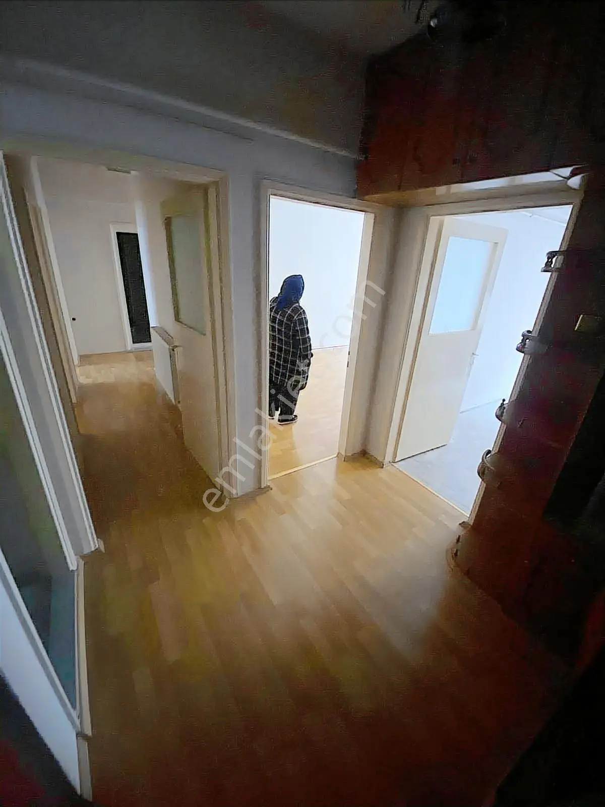 Kadıfekale Mahallesinde Asansörlü 3+1 Kiralık Daire - Görsel 3