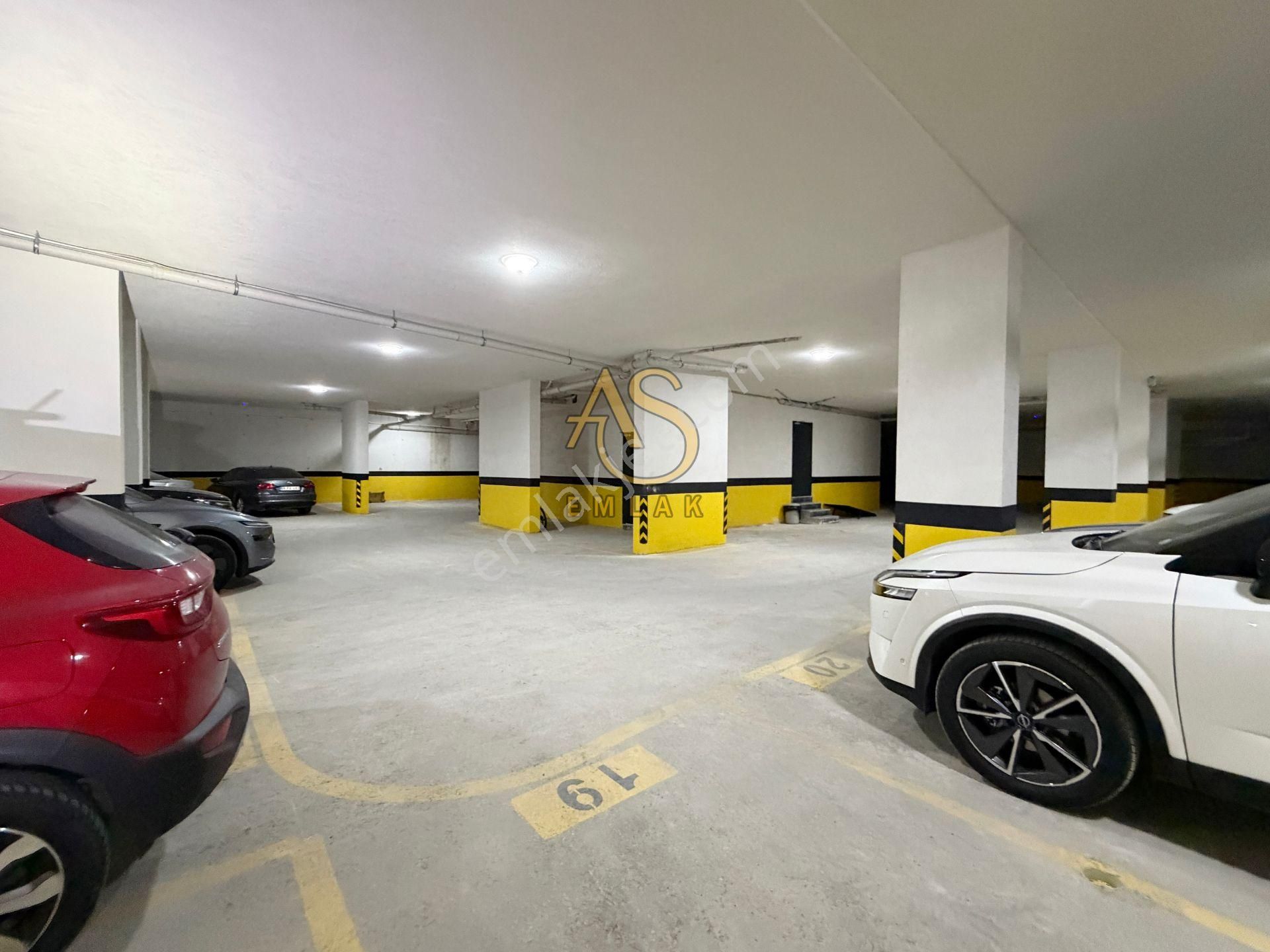 As Emlak'tan 4+2 Altunizade Evlerinde Otoparklı Lüx 258m2 Dublex - Görsel 32