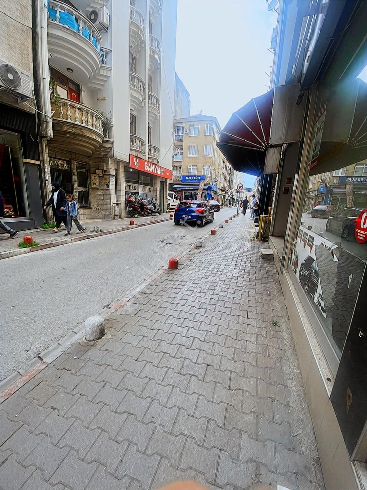 Yk Gayrimenkulden Çiftlik Mahallesinde Cadde Üzeri Satılık Dükka