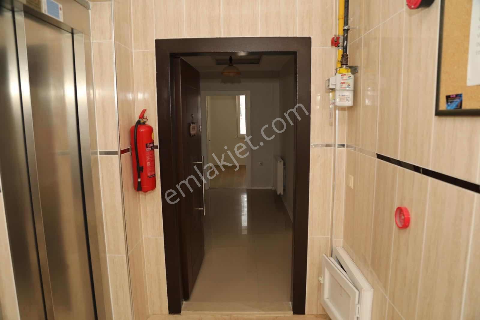 Yk Gayrimenkul Den Kiralık Geniş 2+1 Daire Masrafsız.... - Görsel 28