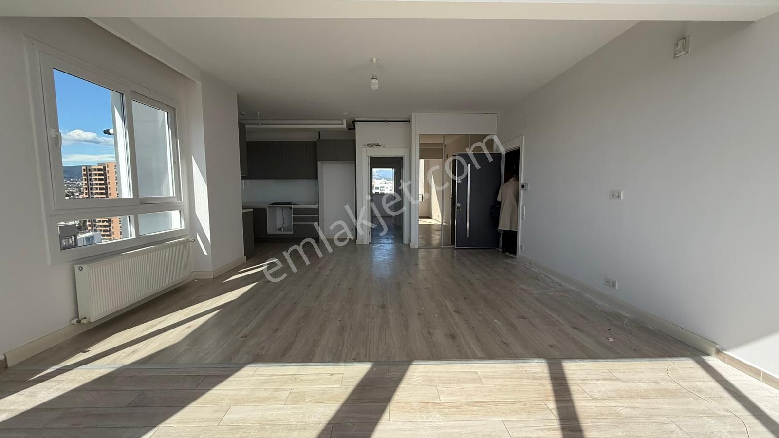 Üniversite Caddesinde Lüks Site İçinde 3+1 Kiralık Daire - Görsel 11
