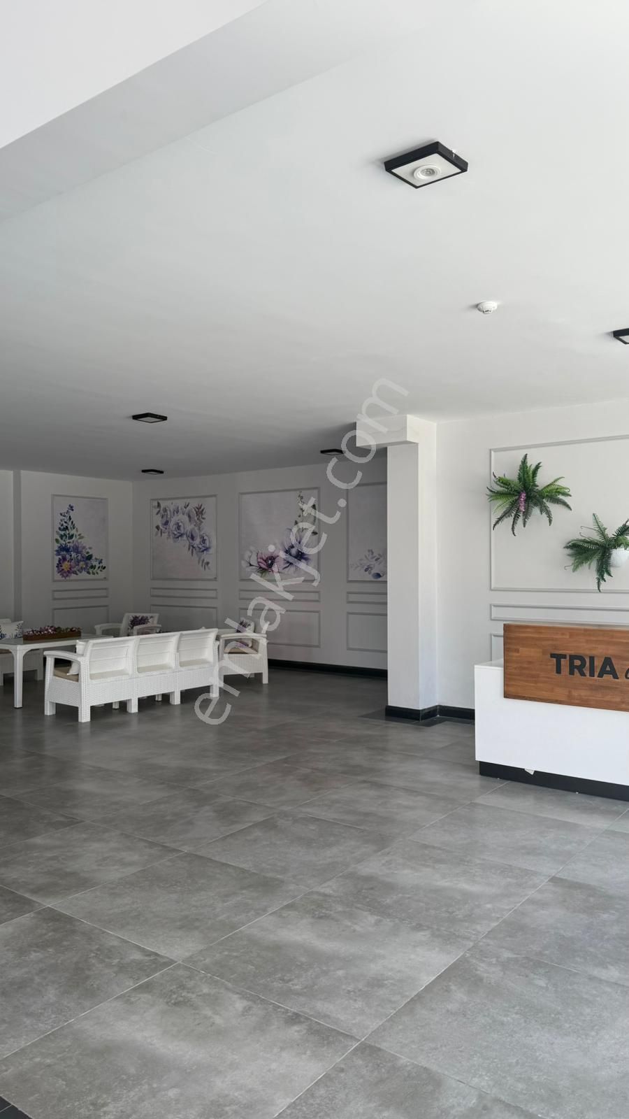 Üniversite Caddesinde Lüks Site İçinde 3+1 Kiralık Daire - Görsel 4