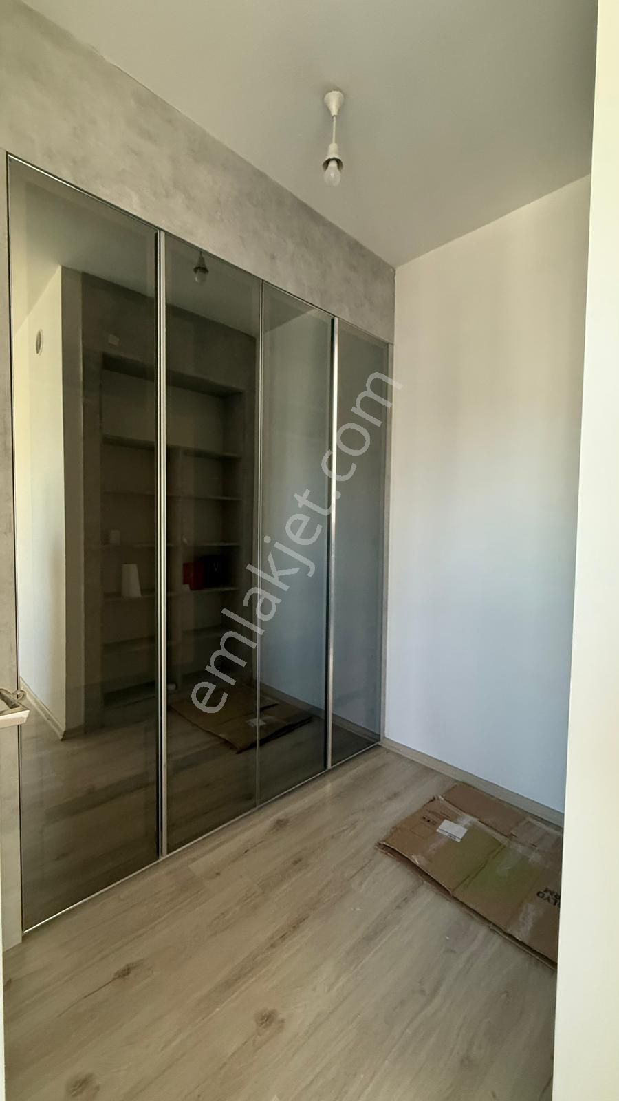 Üniversite Caddesinde Lüks Site İçinde 3+1 Kiralık Daire - Görsel 8
