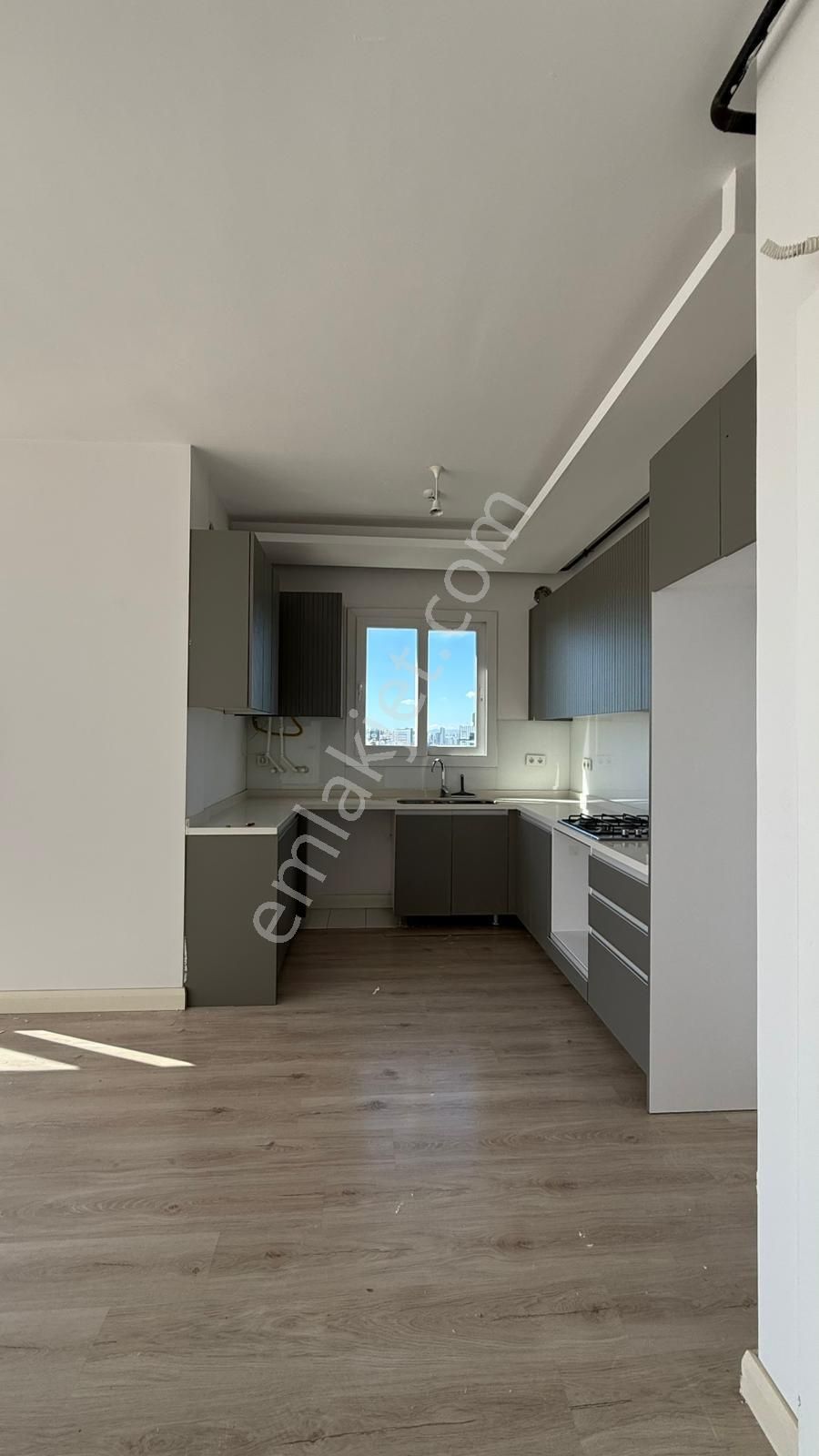 Üniversite Caddesinde Lüks Site İçinde 3+1 Kiralık Daire - Görsel 21