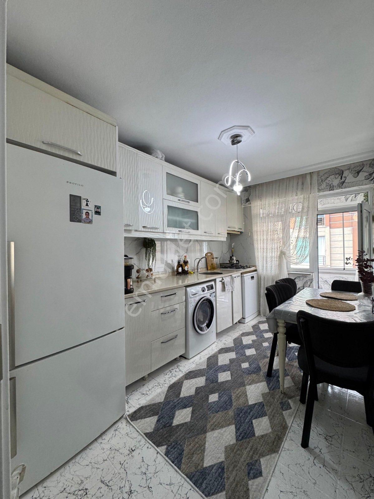 Namık Kemal Mahallesi'nde 4+2 Dubleks 200 M² Satılık Daire - Görsel 4