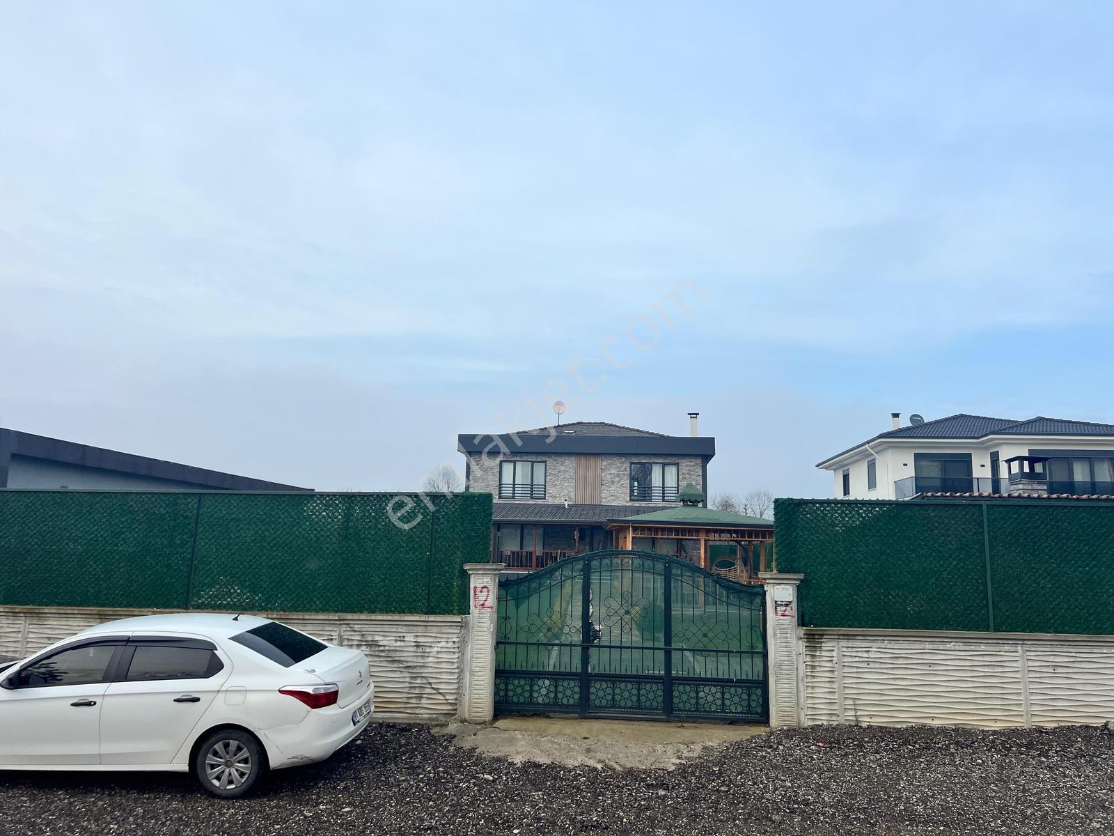 Düzce Muncurlu'da Göl Manzaralı Lüks 6+1 Satılık Malikane - Görsel 29