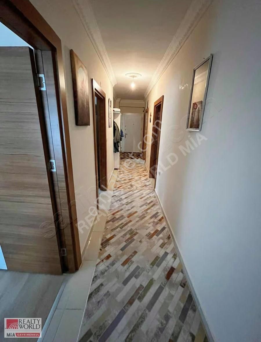 Ahatlı'da Geniş ,kapalı Mutfaklı,çift Balkonlu 2+1 Fırsat Daire - Görsel 19