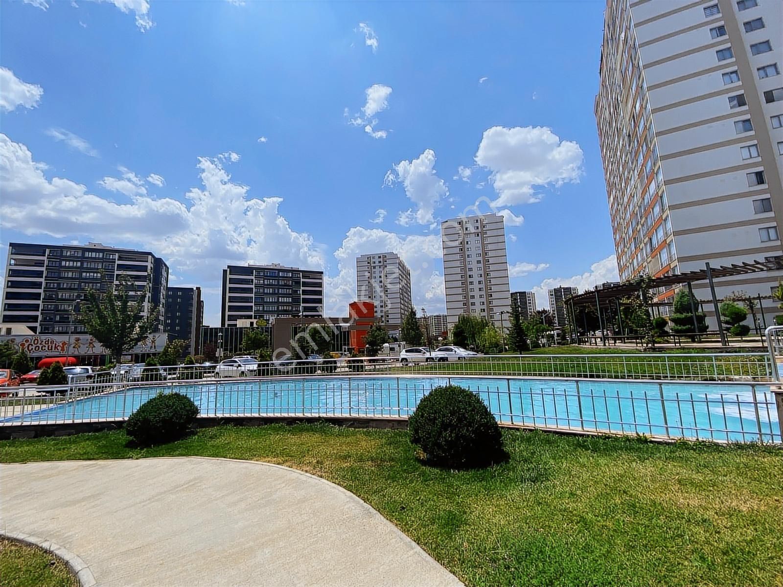 Cumhuriyet Mh Göldelüks Metroya Yakın 1+1 Kiralık Daire - Görsel 18