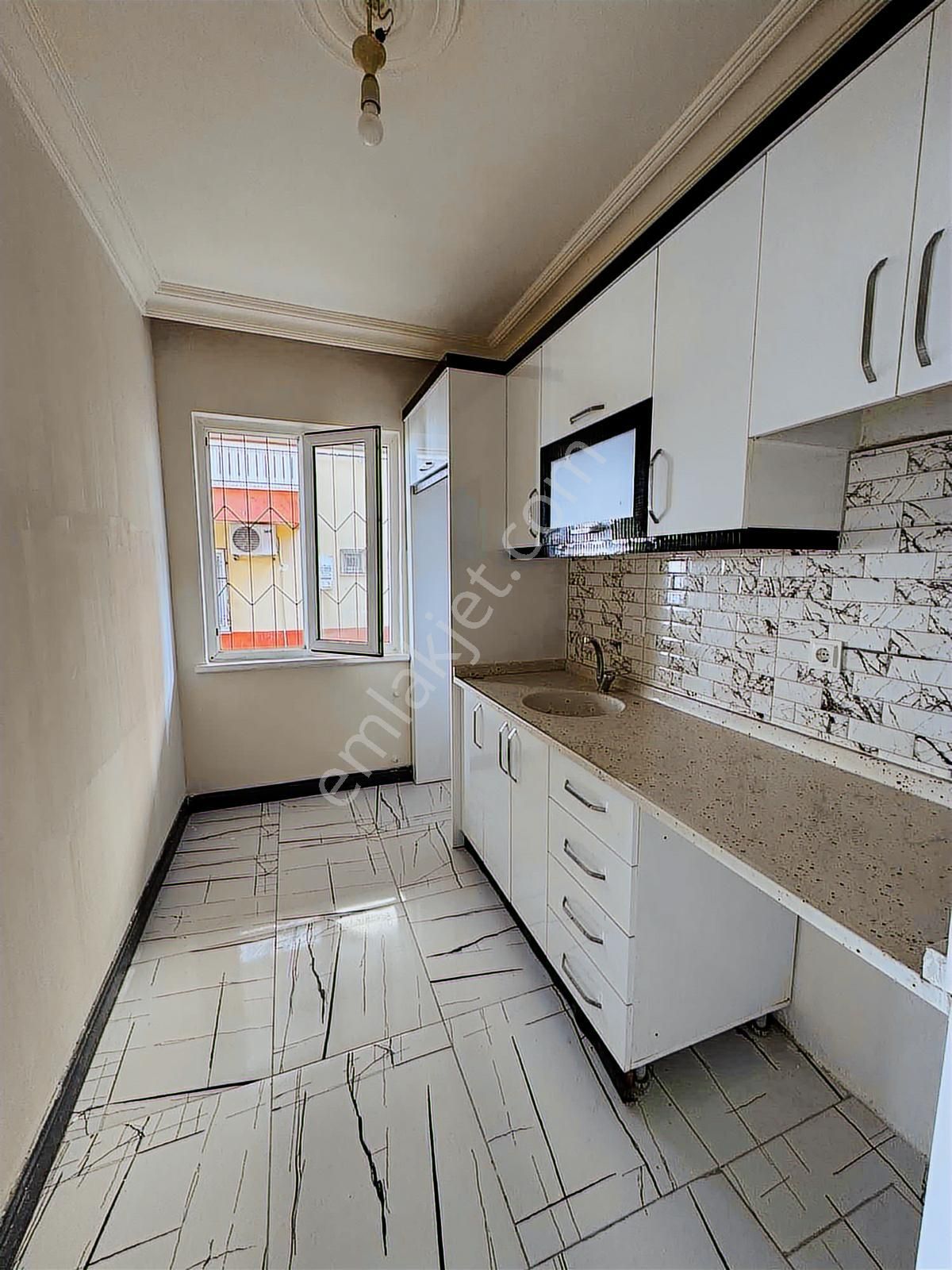 Kepez Karşıyaka'da Kiralık 2+1 Y.giriş 90m2 Daire - Görsel 4