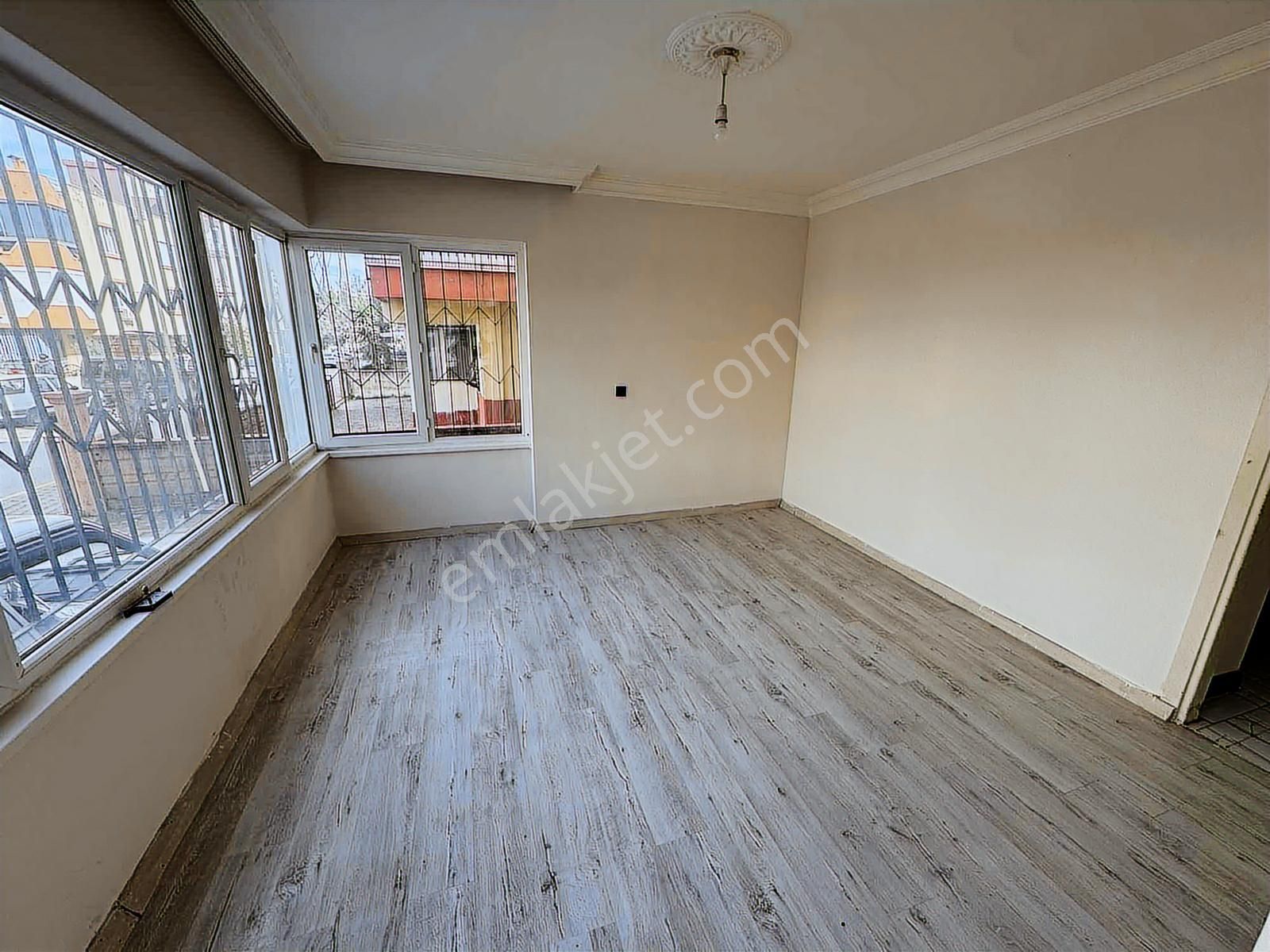 Kepez Karşıyaka'da Kiralık 2+1 Y.giriş 90m2 Daire - Görsel 2