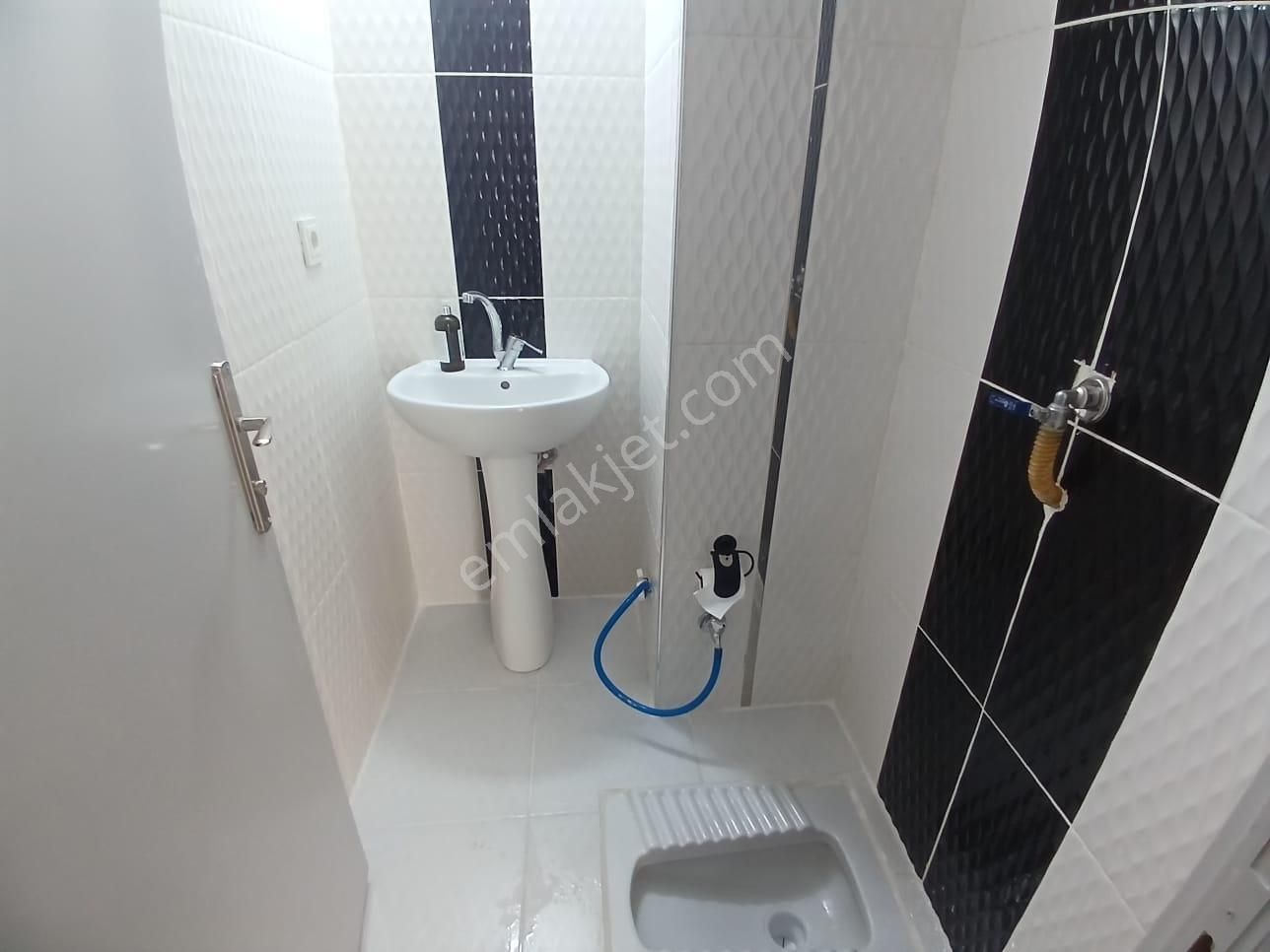 Uygun Fiyata Hüsnükarakaş Mh 2+1 Havuzlu Site Asansörlü 90 M2 - Görsel 6