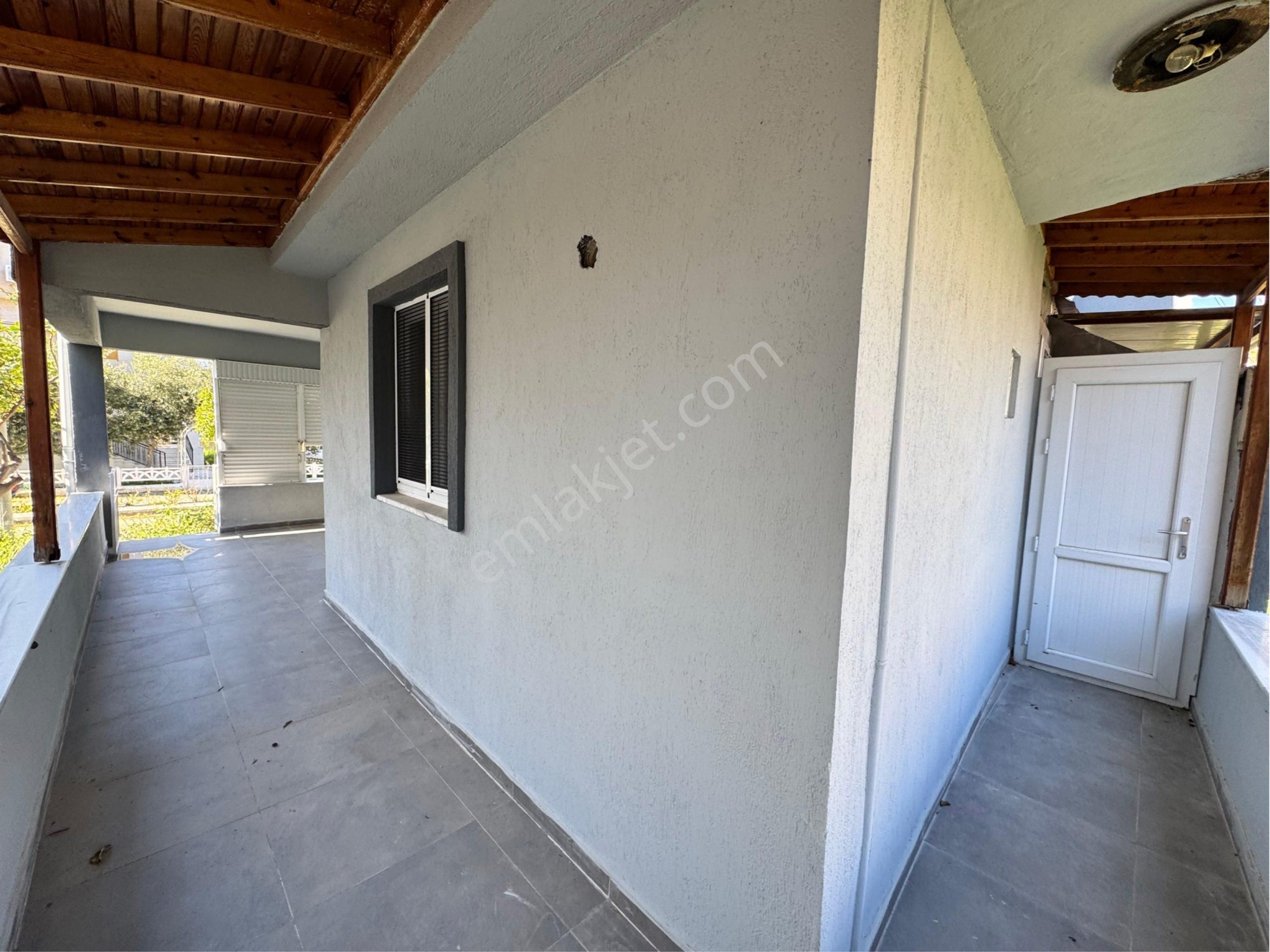 Kuşadasında Denize 500 Metre 3+1 Satılık Müstakil Villa - Görsel 16