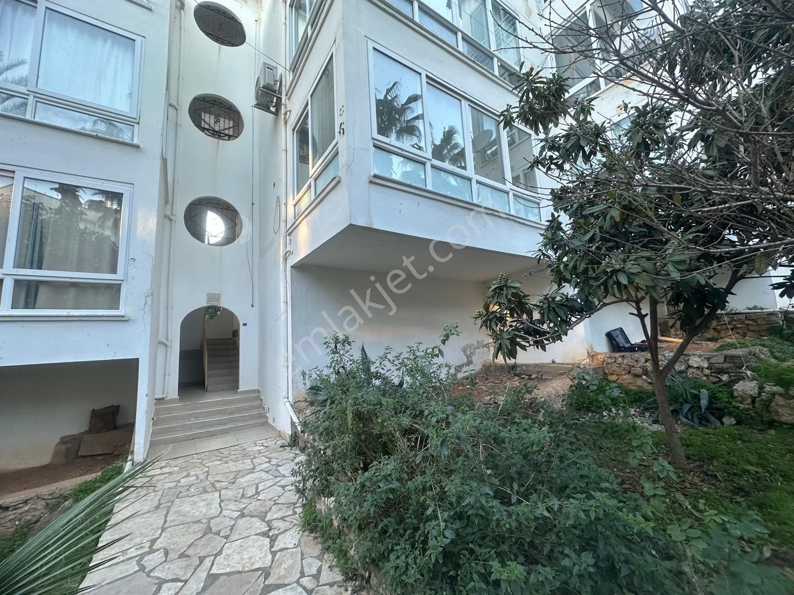 Alanya Konaklı Mah.denize 250 Mt.satılık 2+1 Daire