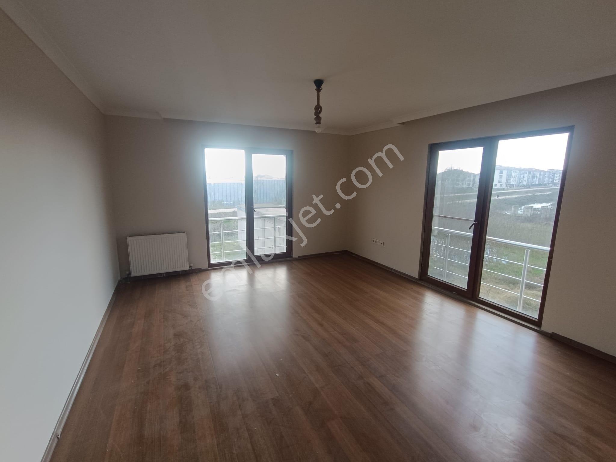 Remax Palas'tan Satılık Üniversite Bölgesinde 1+1 Daire - Görsel 12