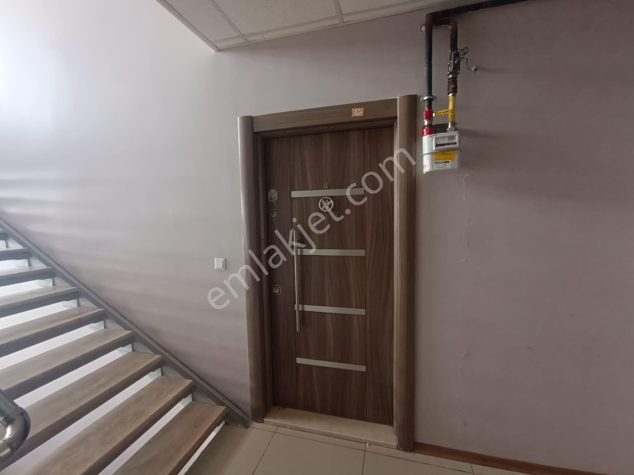 Remax Palas'tan Satılık Üniversite Bölgesinde 1+1 Daire - Görsel 7