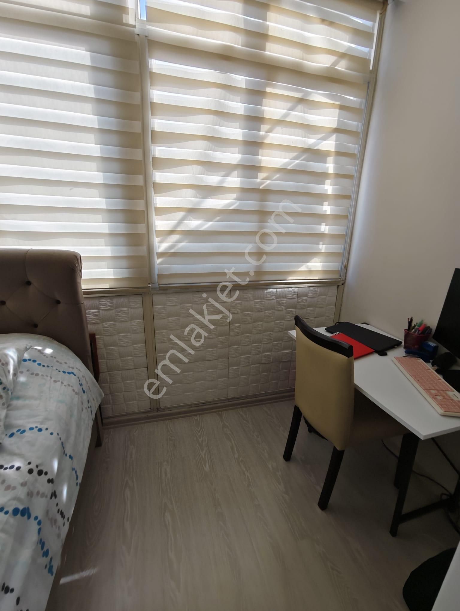 Bayraklı Mansuroğlu Mahallesinde Tadilatlı 2+1 Kiralık Daire - Görsel 15