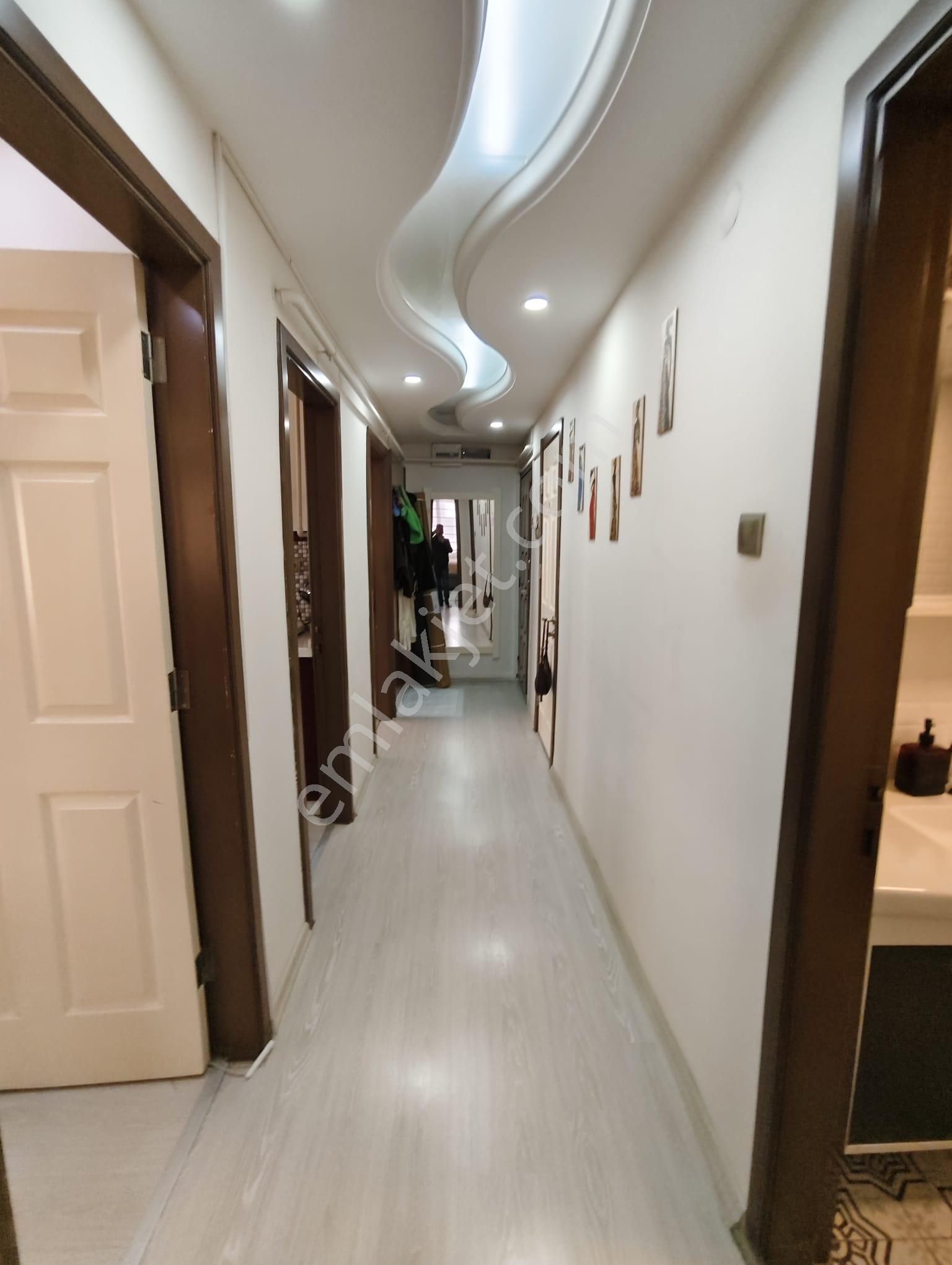 Bayraklı Mansuroğlu Mahallesinde Tadilatlı 2+1 Kiralık Daire - Görsel 18