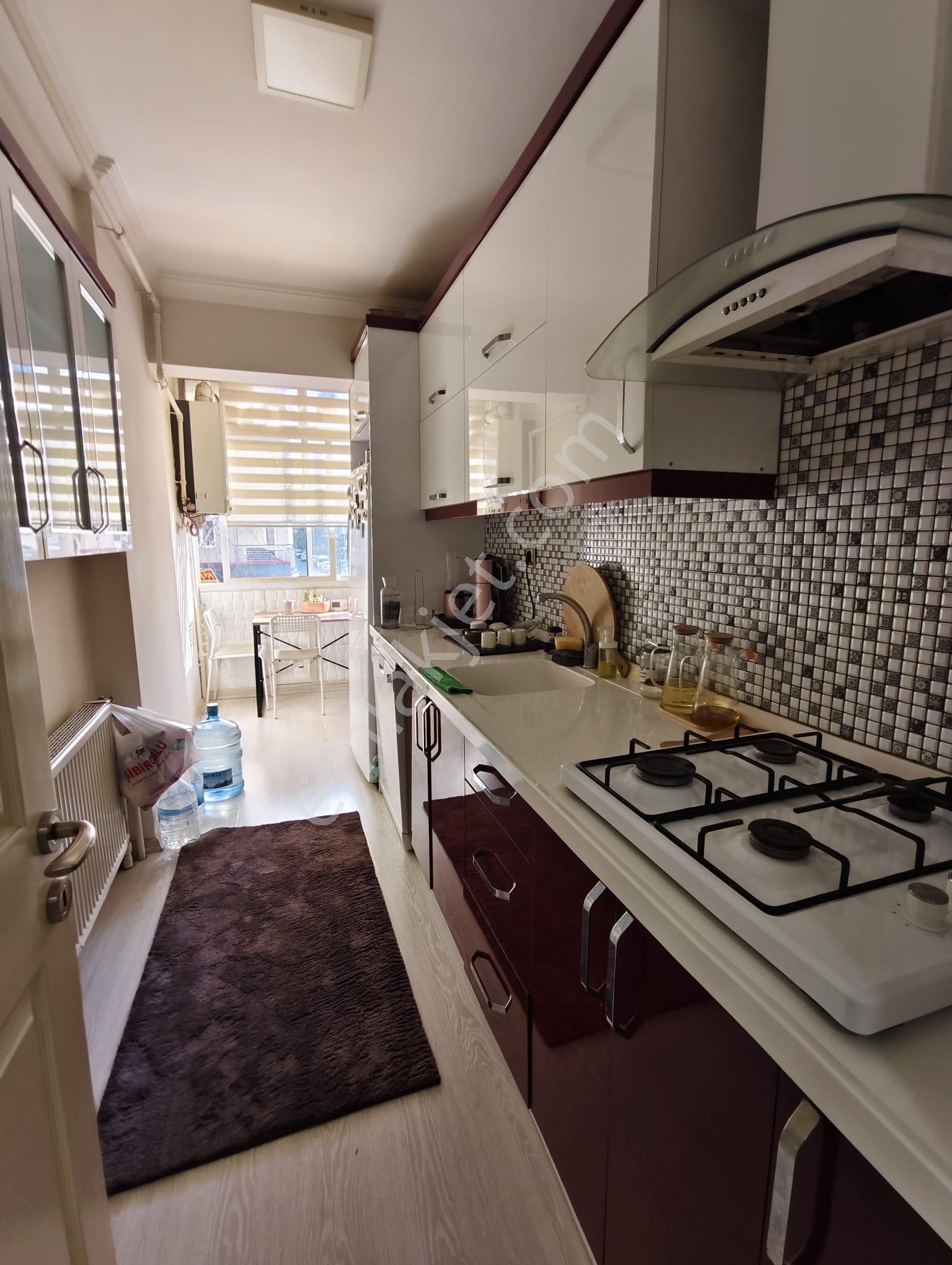 Bayraklı Mansuroğlu Mahallesinde Tadilatlı 2+1 Kiralık Daire - Görsel 29