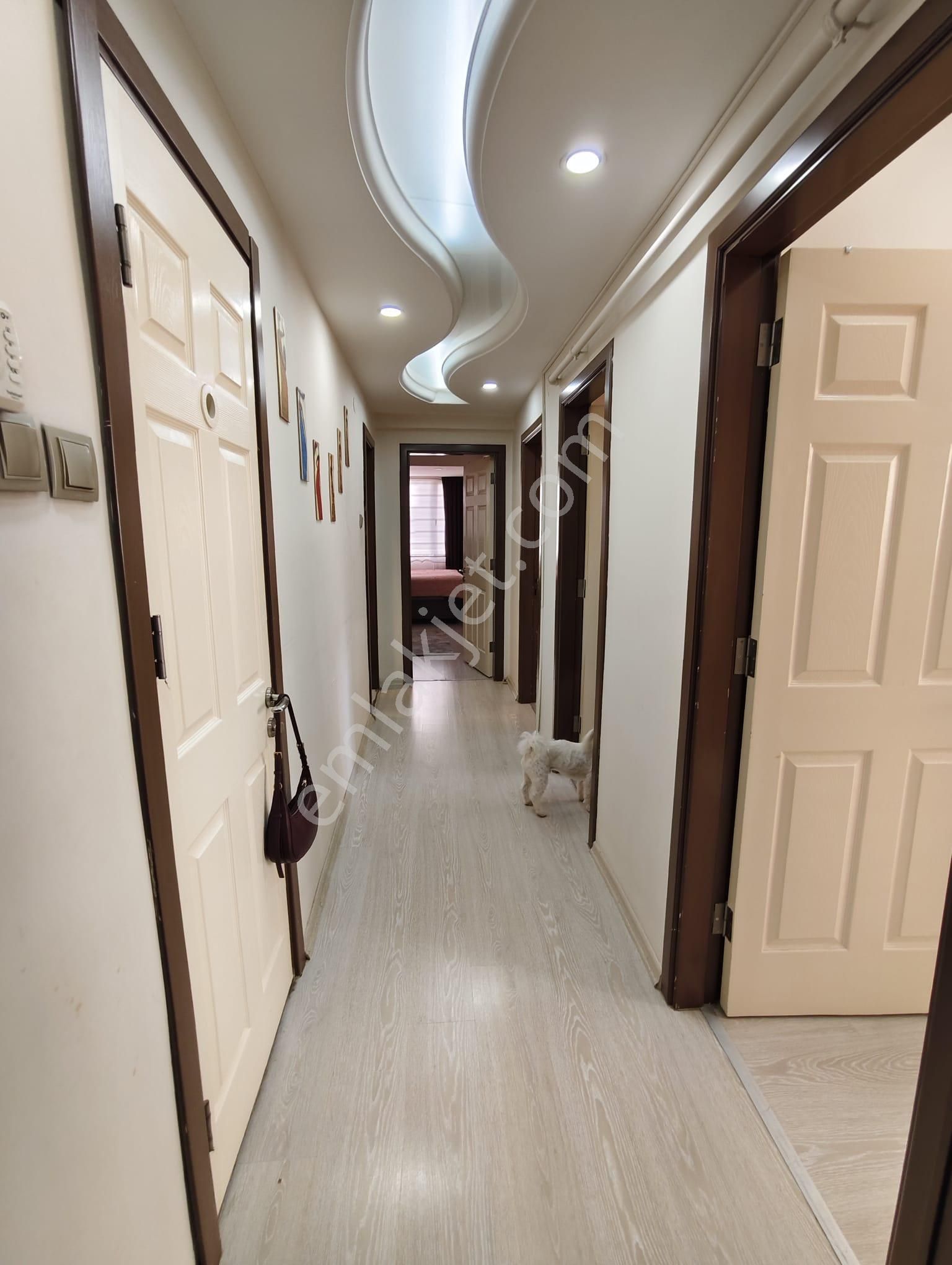 Bayraklı Mansuroğlu Mahallesinde Tadilatlı 2+1 Kiralık Daire - Görsel 27