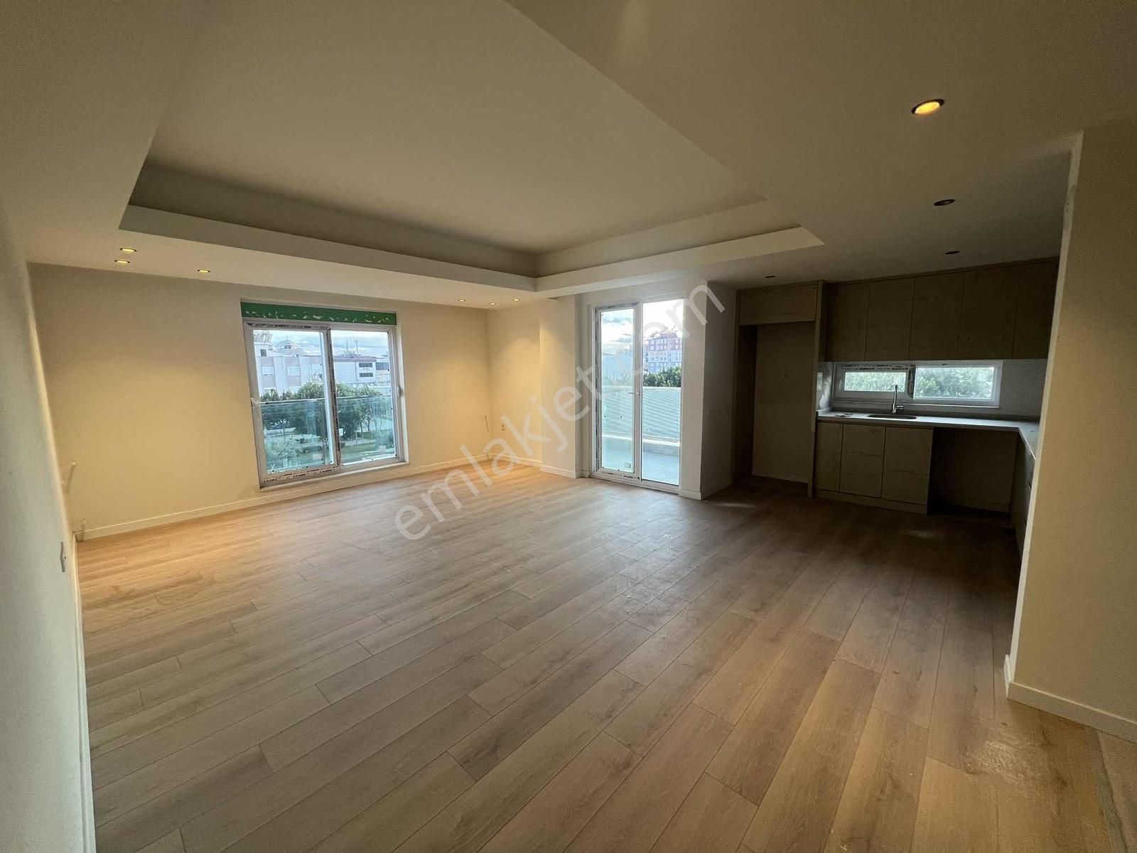 Altınovada Satılık 4+1 Sıfır Asansörlü Lüx Dubleks Daire - Görsel 9