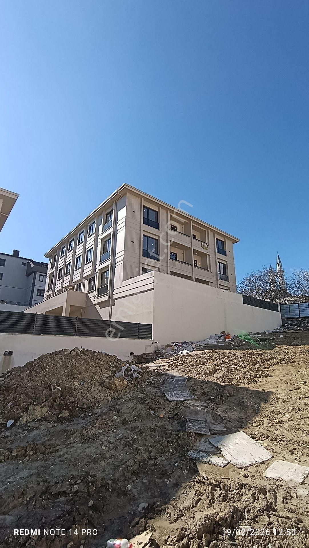 Avciılar Firizkoyde Sahibinden Muhteşem Manzaralı 2+1 Ebeveyn Banyolu Önü Full Açık Karanlık Odası - Görsel 31