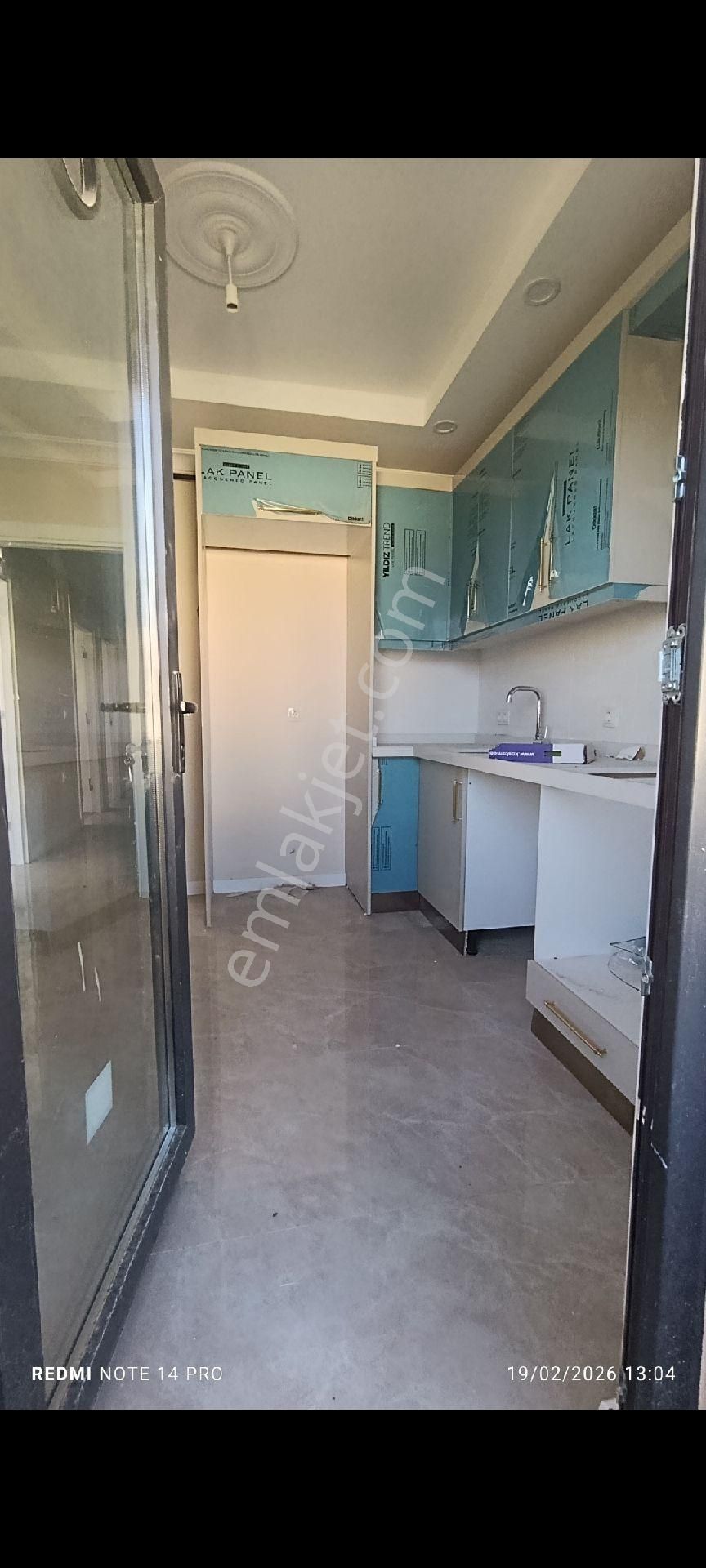 Avciılar Firizkoyde Sahibinden Muhteşem Manzaralı 2+1 Ebeveyn Banyolu Önü Full Açık Karanlık Odası - Görsel 8