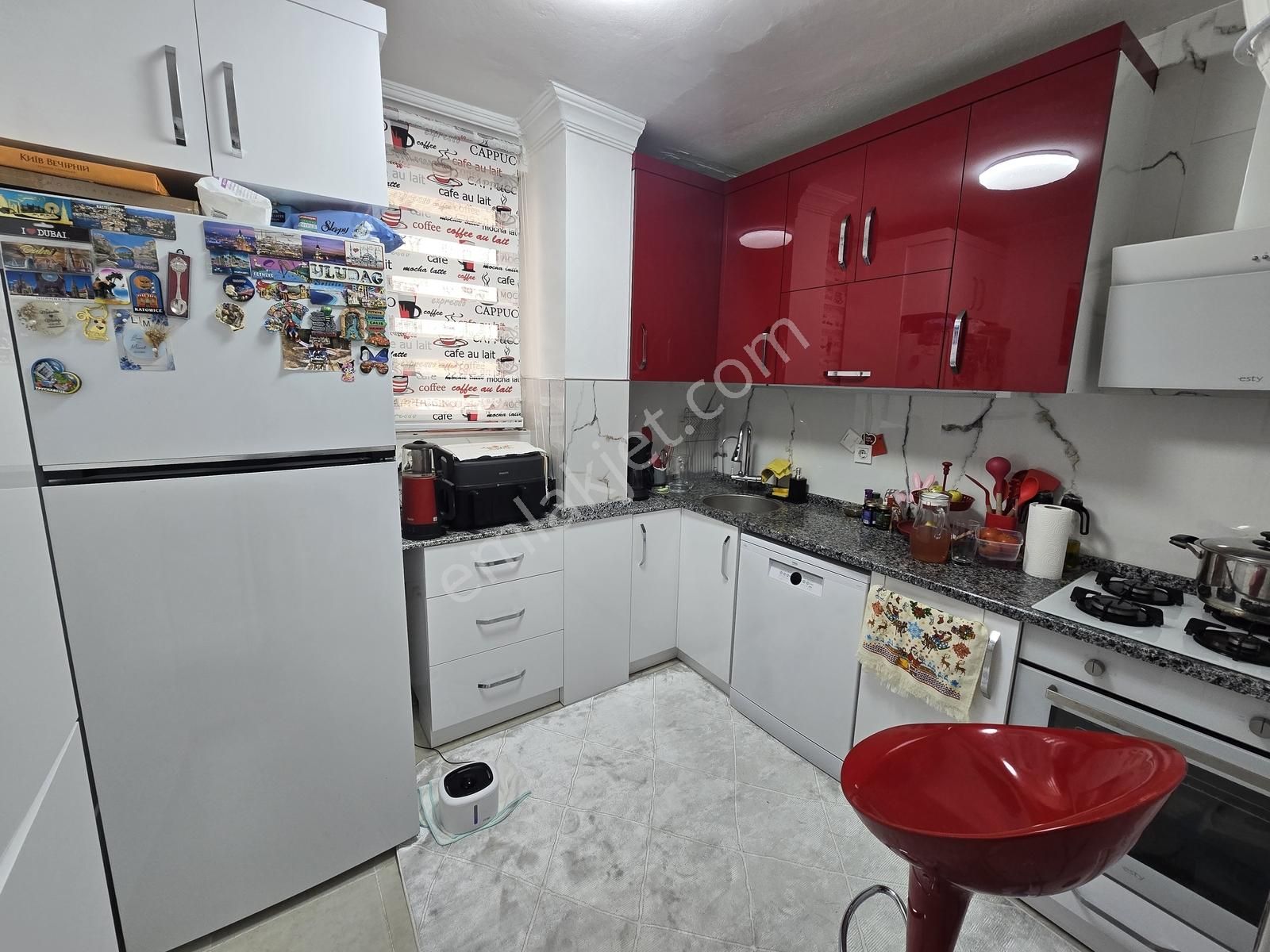 Ahatlı Da Bakımlı Satılık Yüksek Giriş 2+1 Daire - Görsel 3