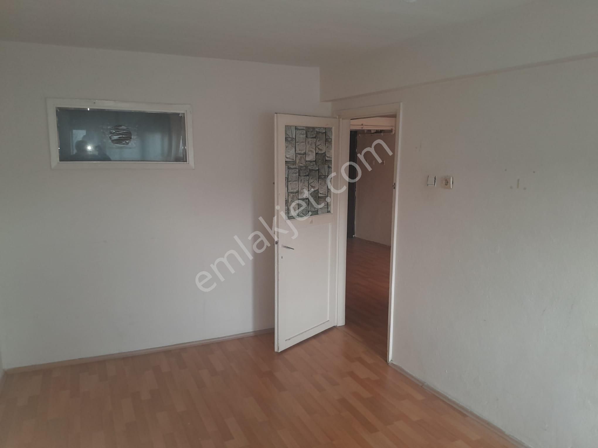 Bayrampaşa Demirkapı Caddesinde Şevvikkuvvete Yakın 1+1/75m2/3. Kat Kiralık Daire - Görsel 3