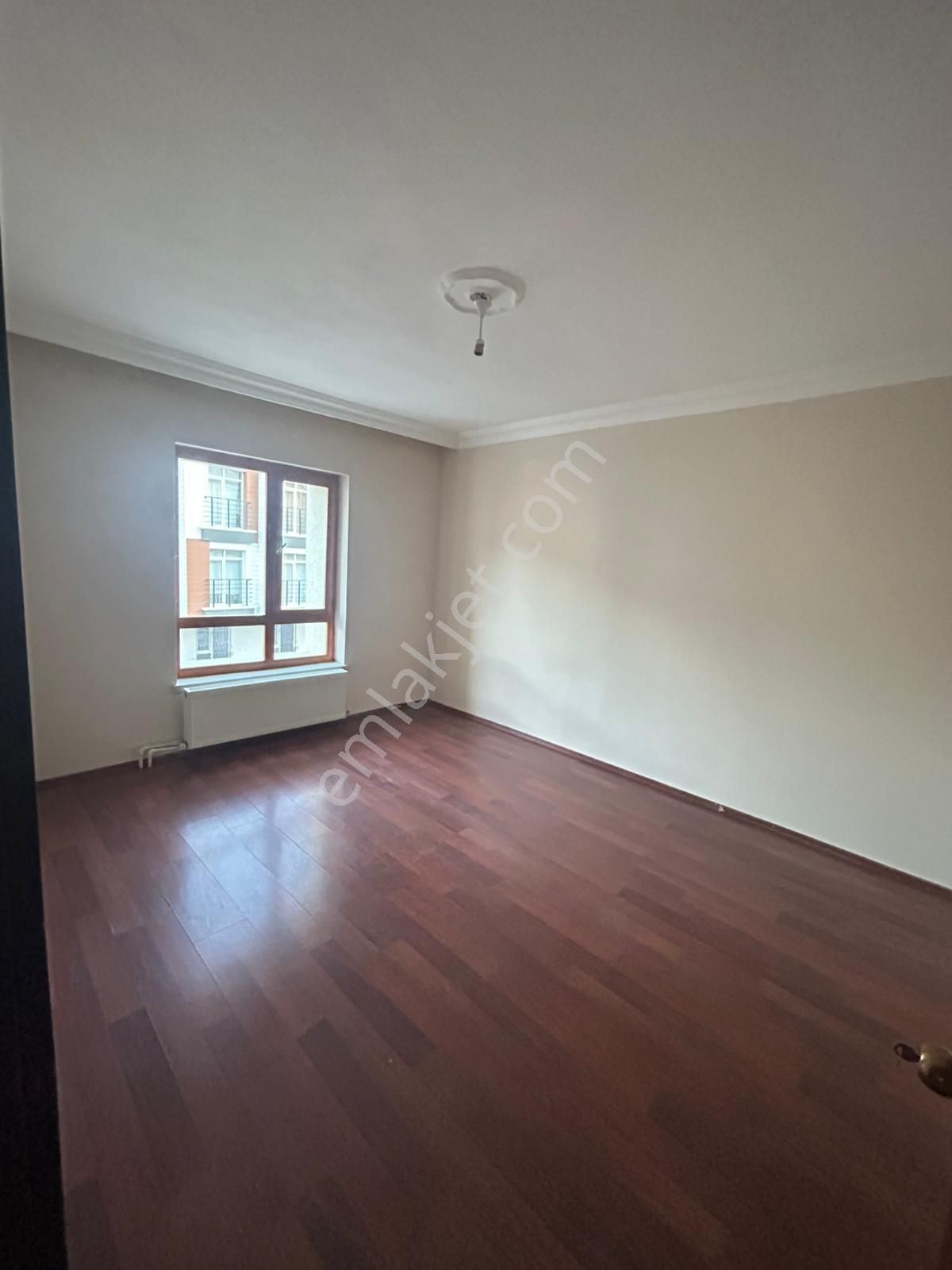 Geniş Kiralık Daire İsteyenlere Osmangazi Mah Orta Kat 3+1 Yapılı - Görsel 18