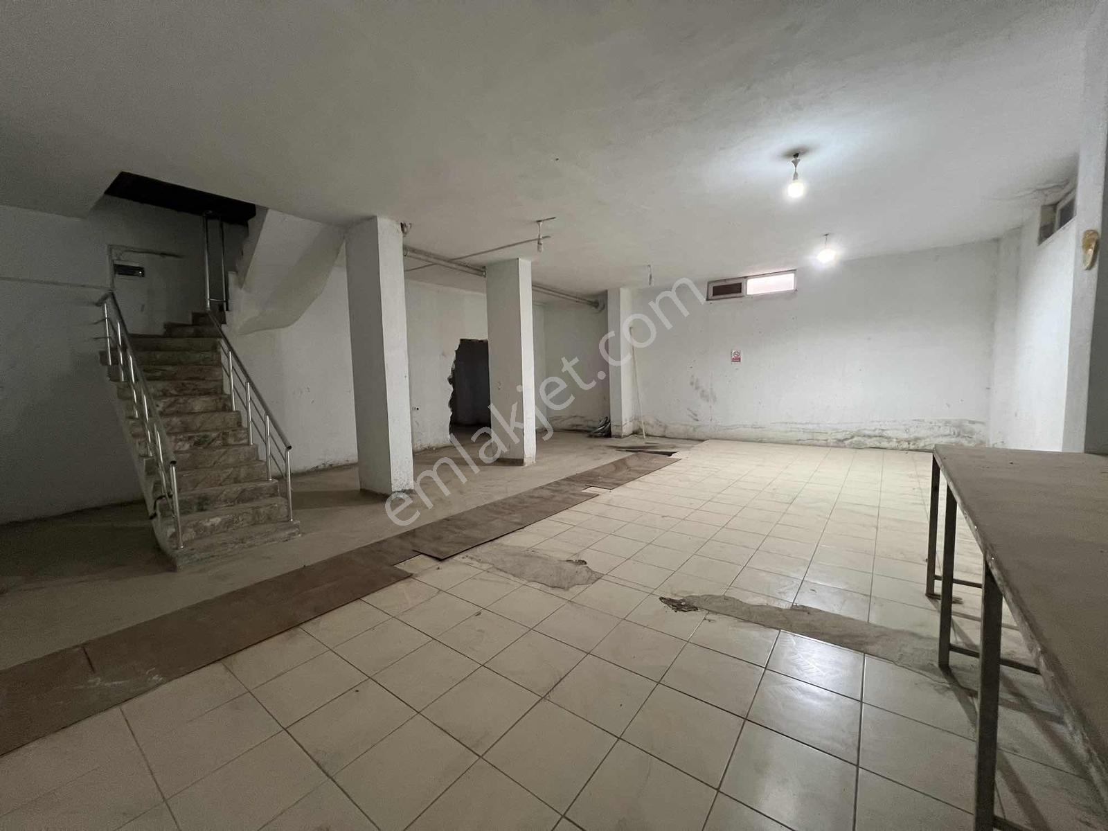 Altınovada Kiralık Ruhsatlı 580m2 İş Merkezi - Görsel 17
