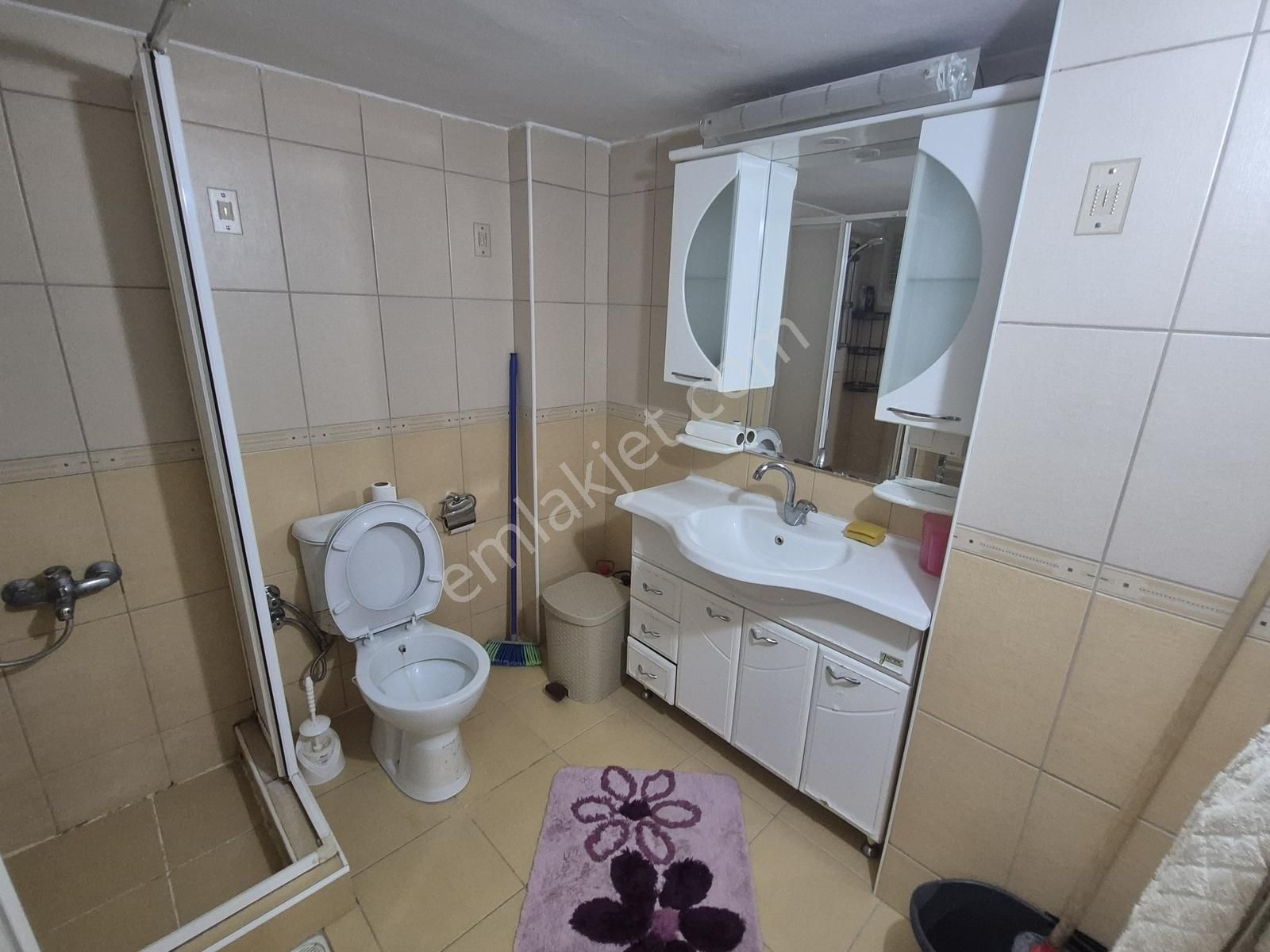 Eşyalı Kiralık 3+1 Daire Bornova Merkez Erzene Mh. - Görsel 12