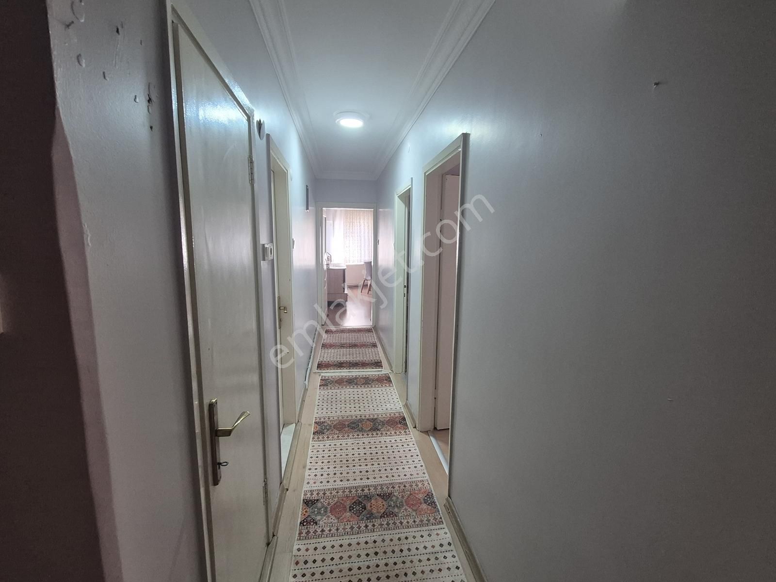 Eşyalı Kiralık 3+1 Daire Bornova Merkez Erzene Mh. - Görsel 3