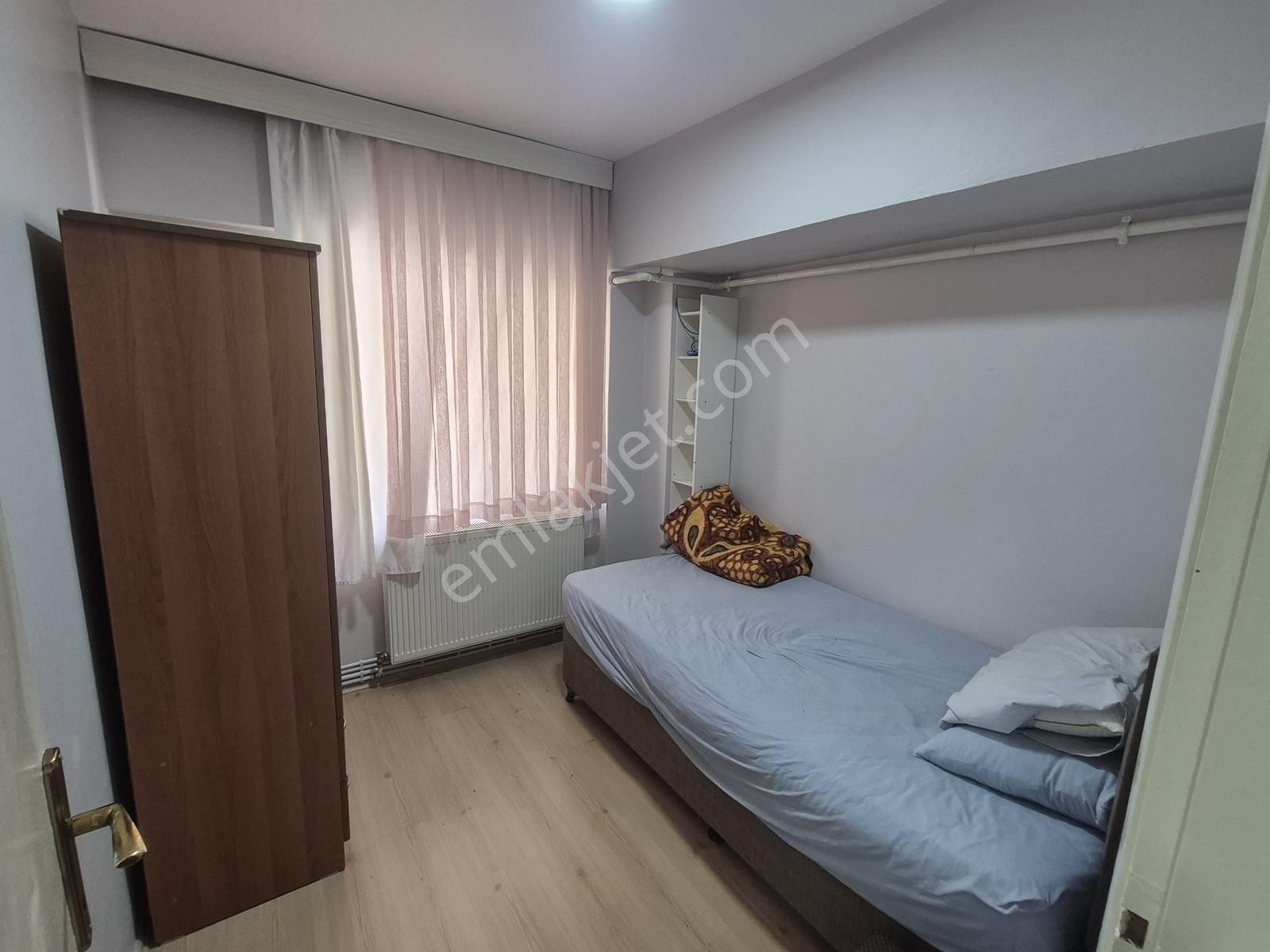 Eşyalı Kiralık 3+1 Daire Bornova Merkez Erzene Mh. - Görsel 4