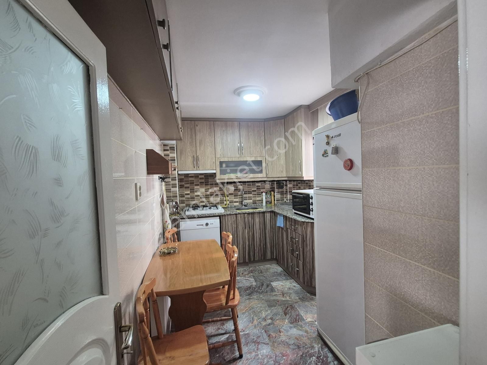 Eşyalı Kiralık 3+1 Daire Bornova Merkez Erzene Mh. - Görsel 13