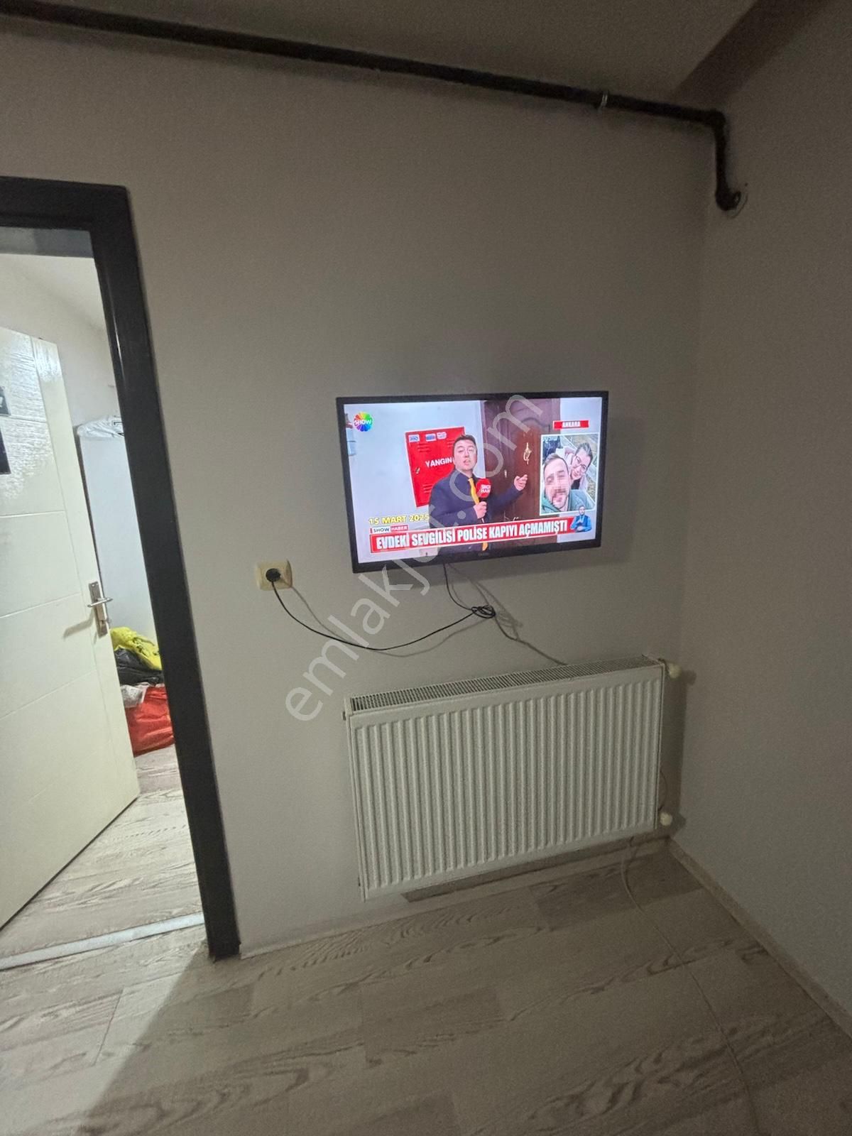 Kaan Emlaktan Topraklıkta Otogara Yakın 1+1 Arakat Balkonlu Eşyalı Apart - Görsel 3