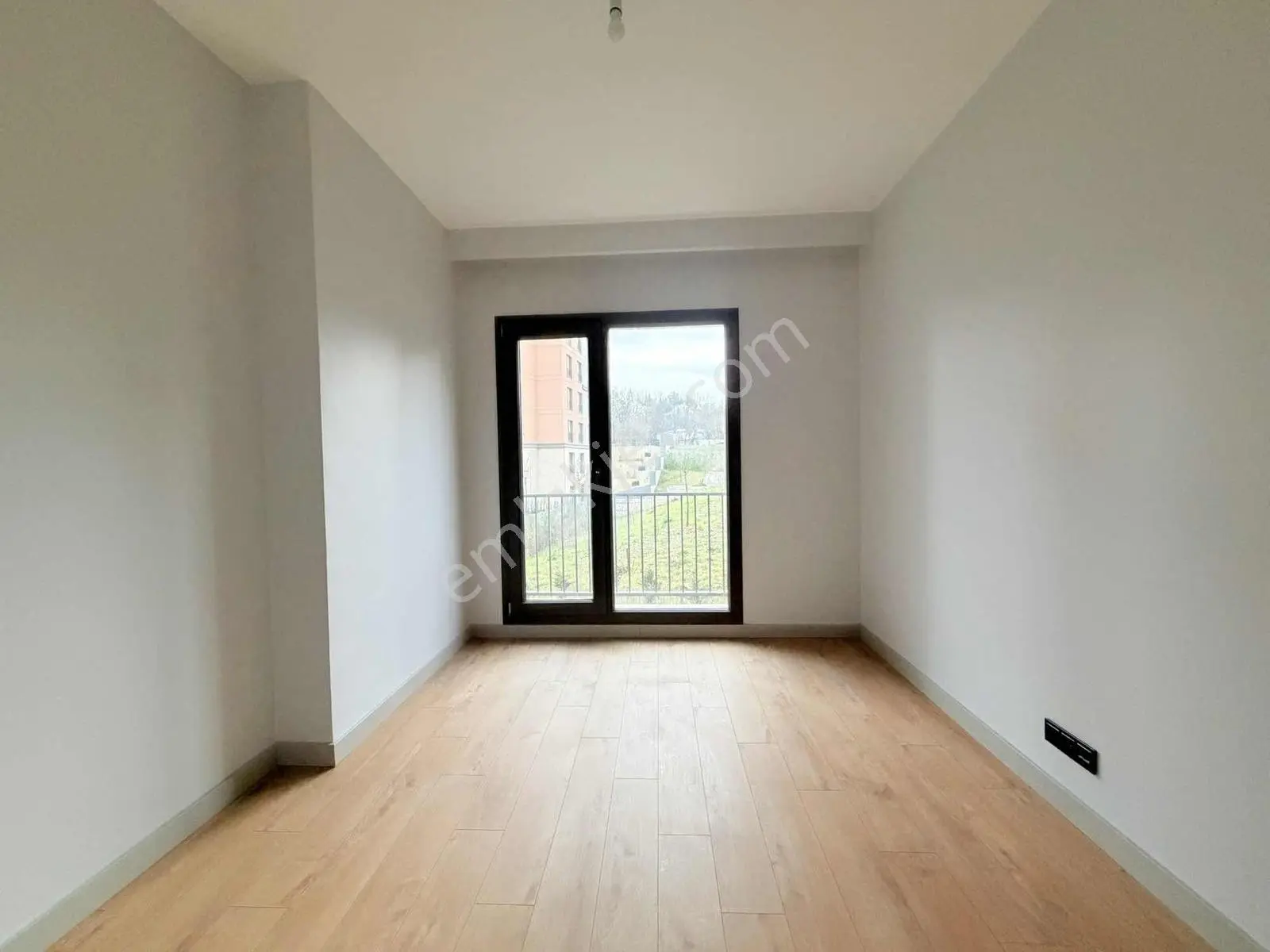 Emlak Konut Çınarköy Evleri'nde 5+1 232 M² | Açık Cephe | Peyzaj - Görsel 4