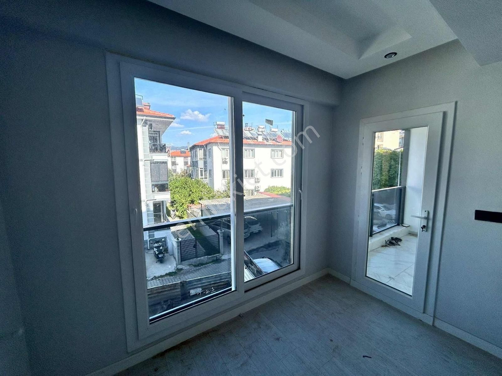 Velioglu Gayrimenkul'den Hürıyet Mahlesinde Kiralık - Görsel 15
