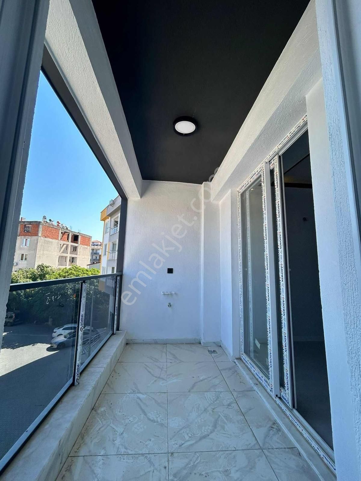 Velioglu Gayrimenkul'den Hürıyet Mahlesinde Kiralık - Görsel 2