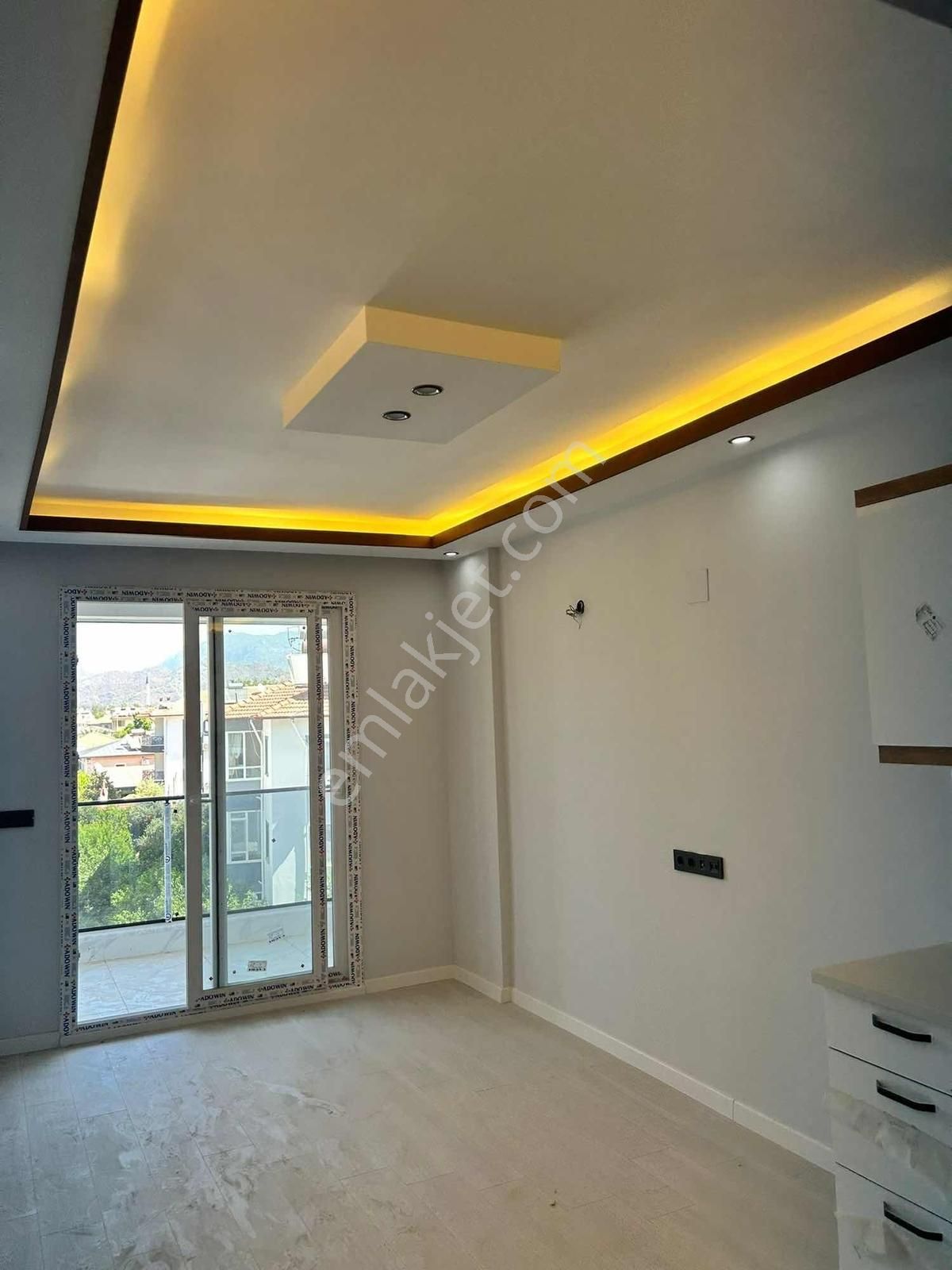 Velioglu Gayrimenkul'den Hürıyet Mahlesinde Kiralık - Görsel 14