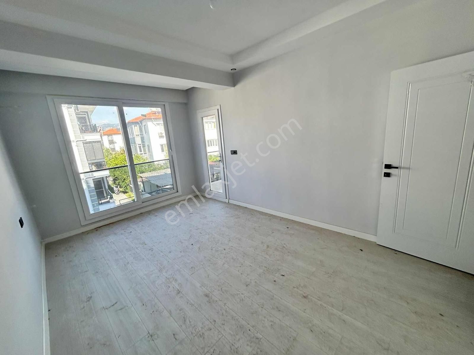 Velioglu Gayrimenkul'den Hürıyet Mahlesinde Kiralık - Görsel 16